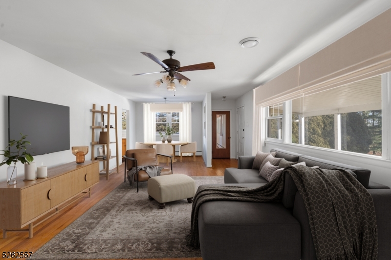 10 Fernwood Rd