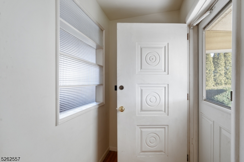 10 Fernwood Rd