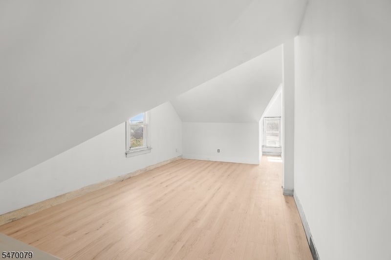 73 Colby Pl