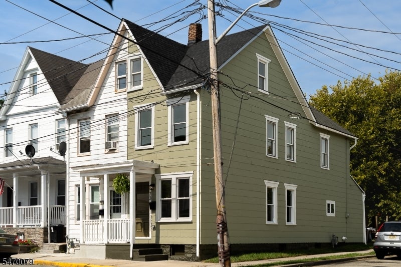 73 Colby Pl