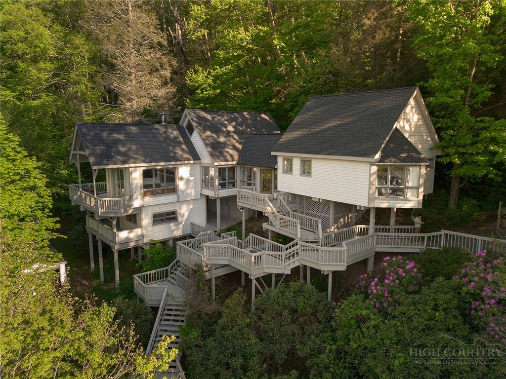 193 Riverview Road