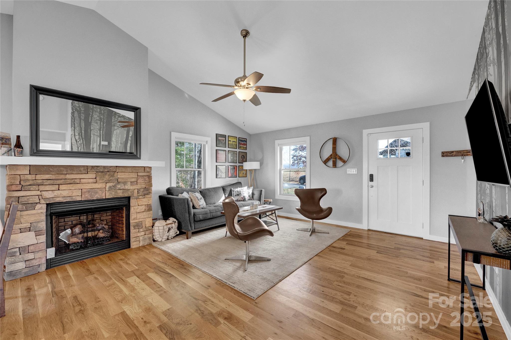 11 Ridge Brook Drive