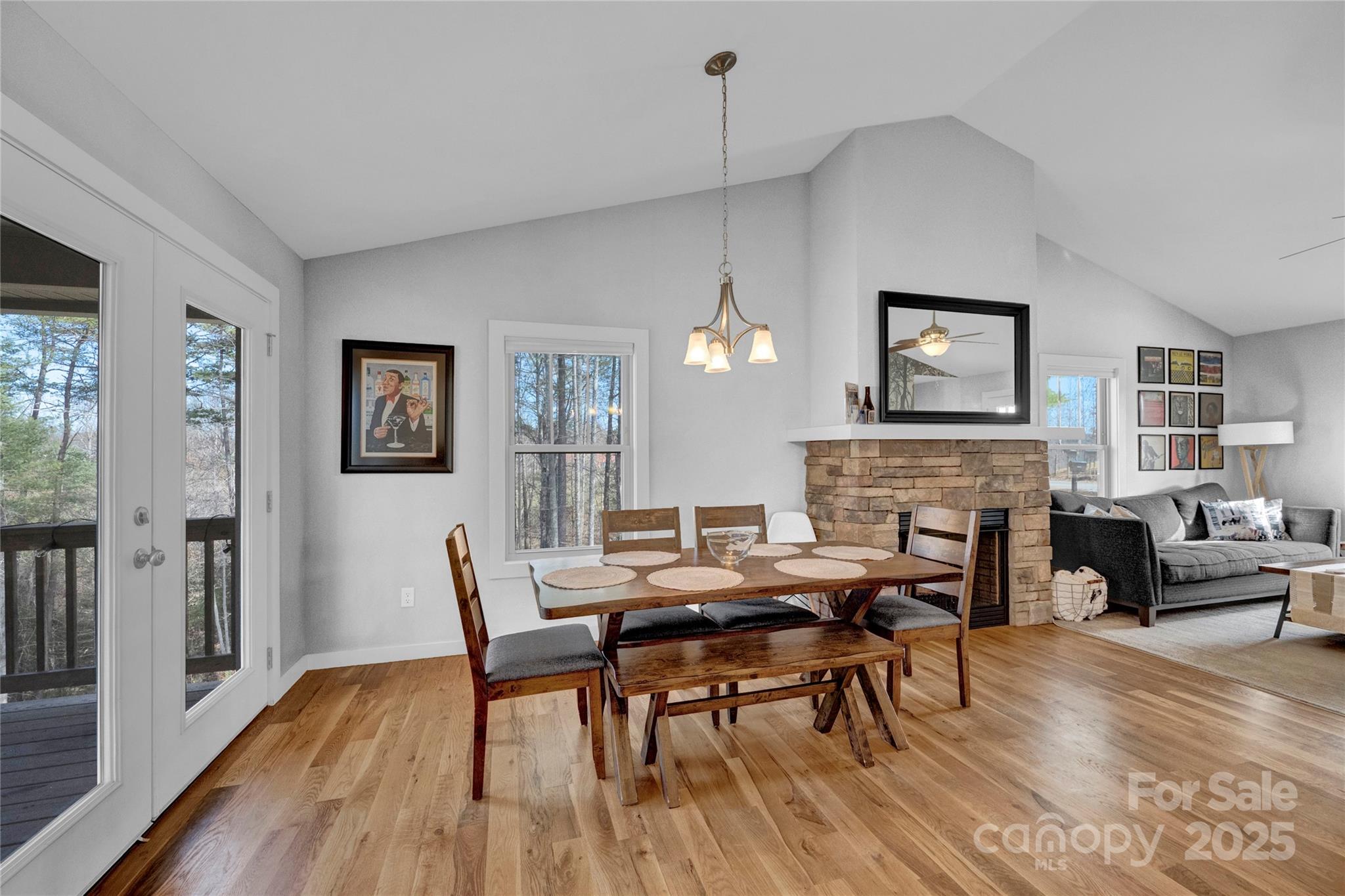 11 Ridge Brook Drive