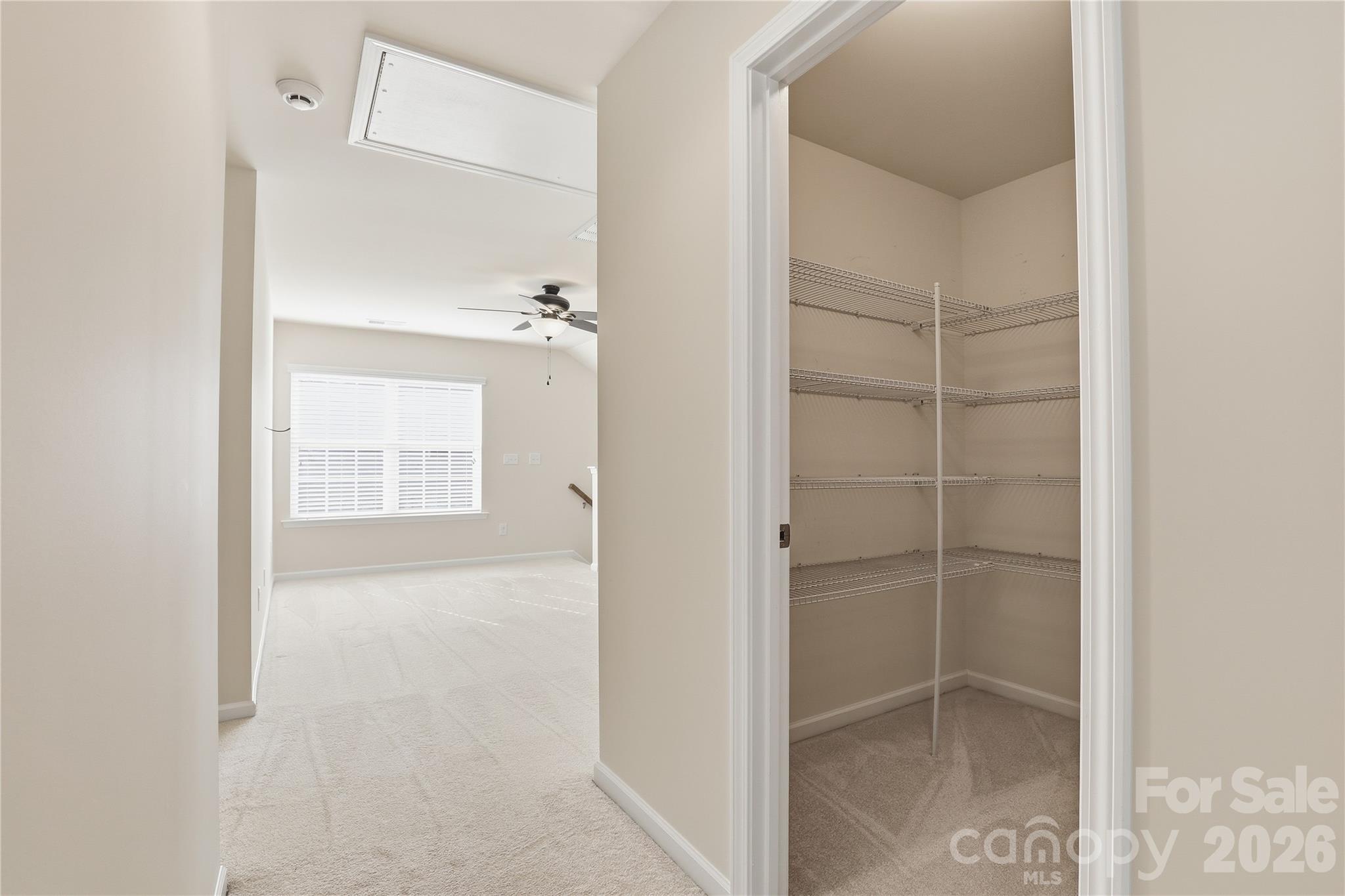 159 E Warfield Drive