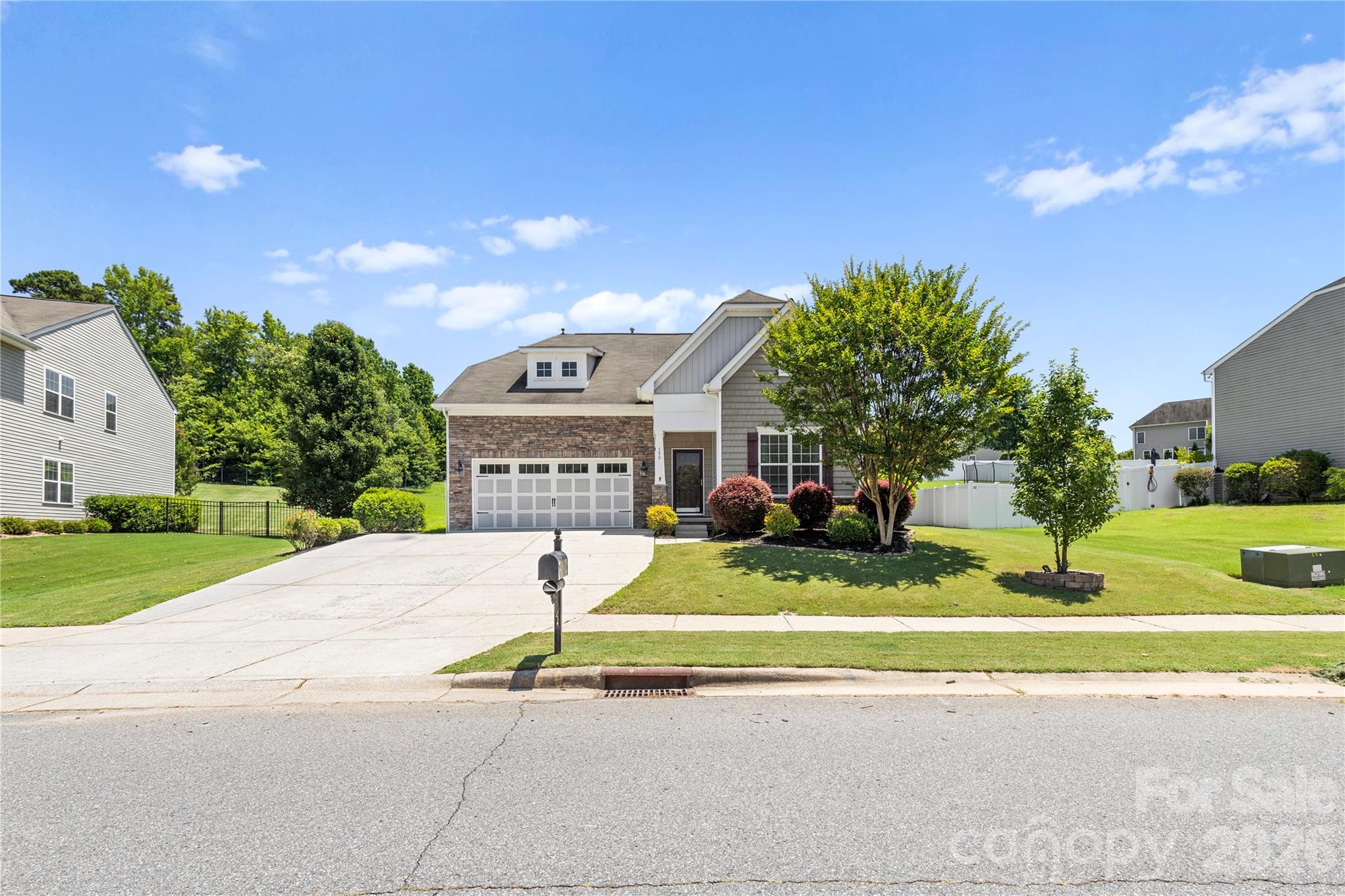 159 E Warfield Drive