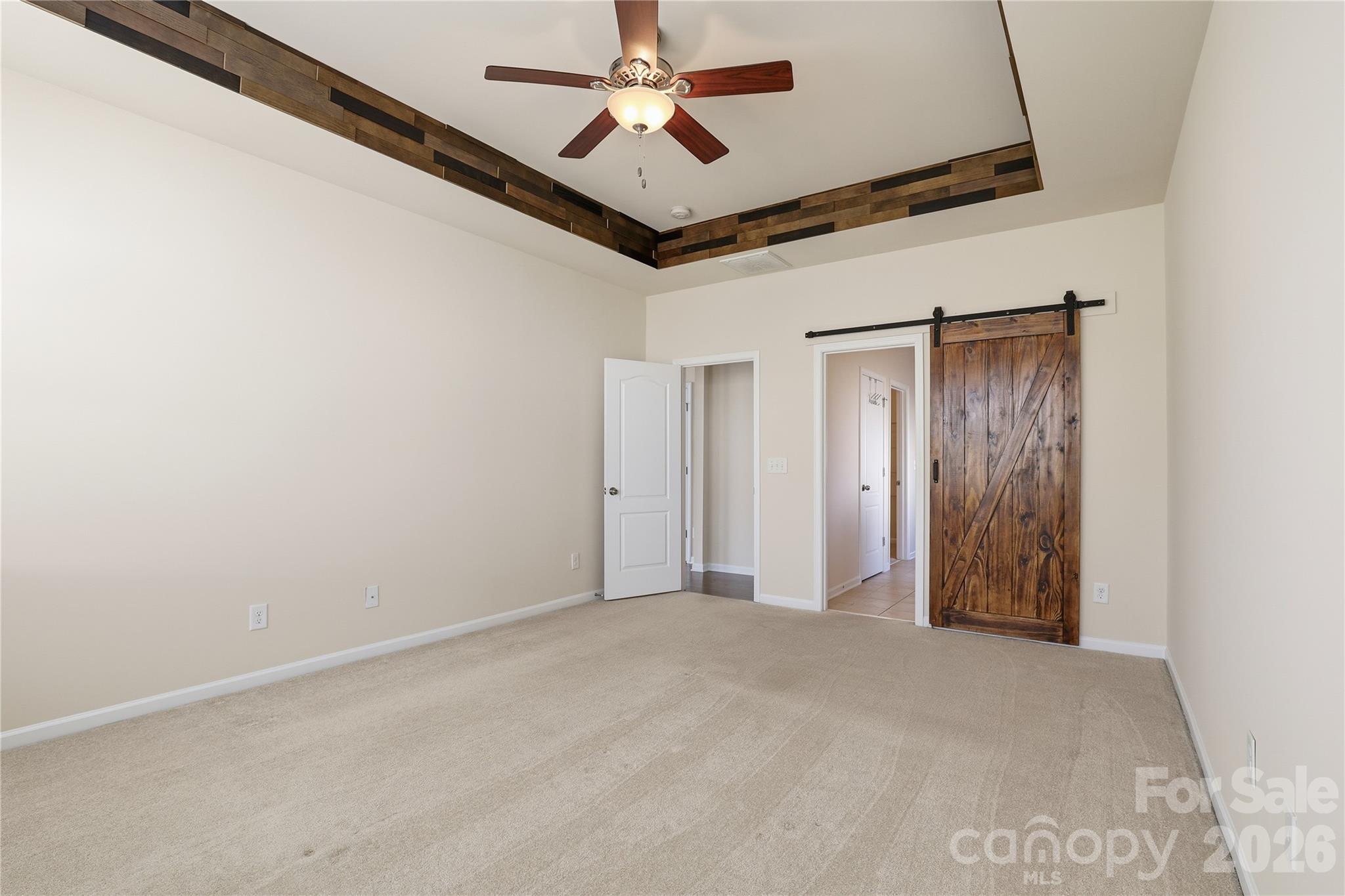 159 E Warfield Drive