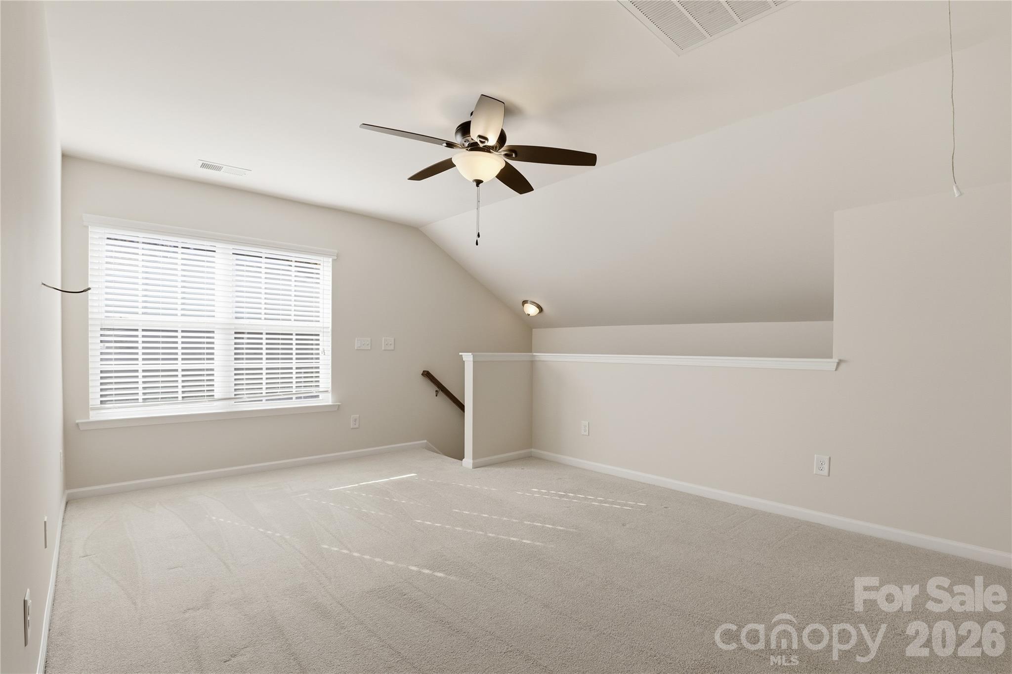 159 E Warfield Drive