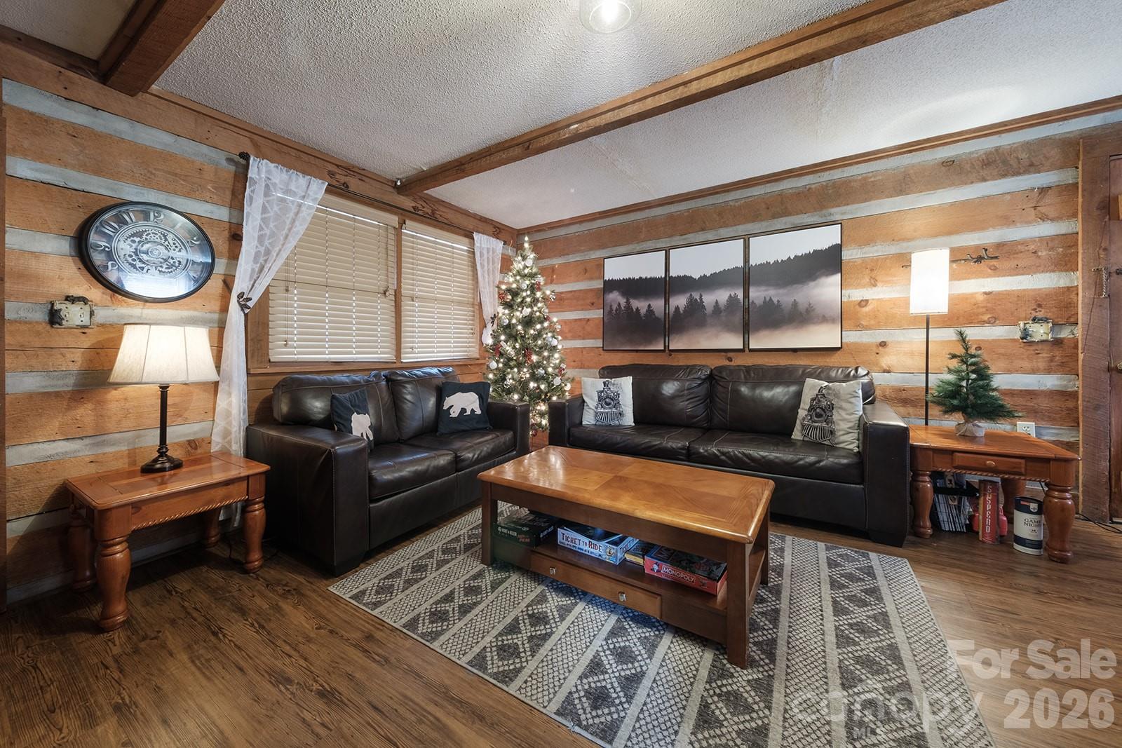658 Biltmore Circle Unit: 82