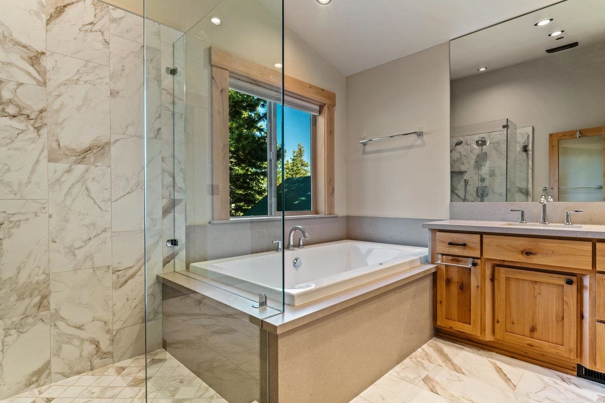 13626 Pathway Avenue