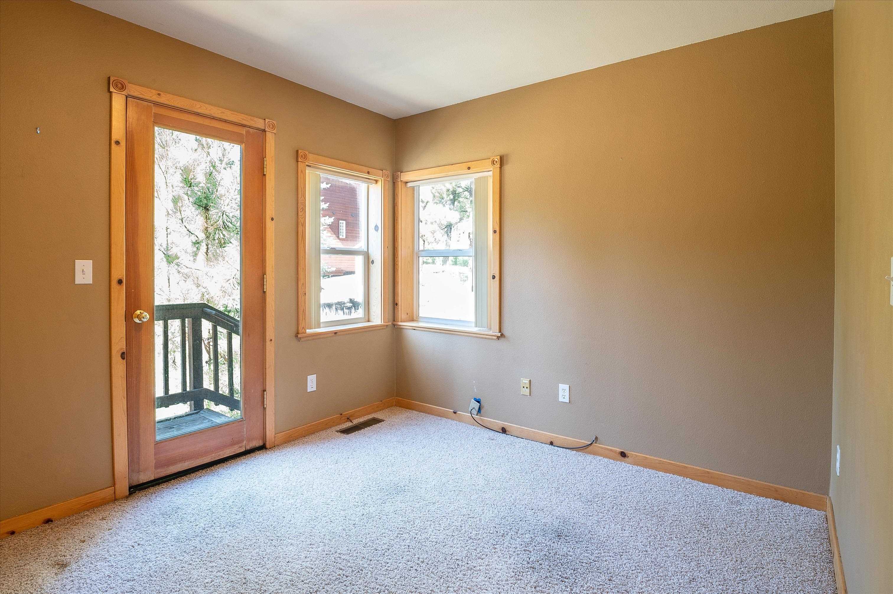 16095 Woodbridge Court