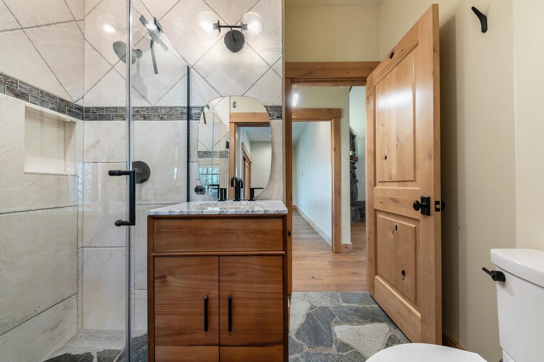 11093 Comstock Drive