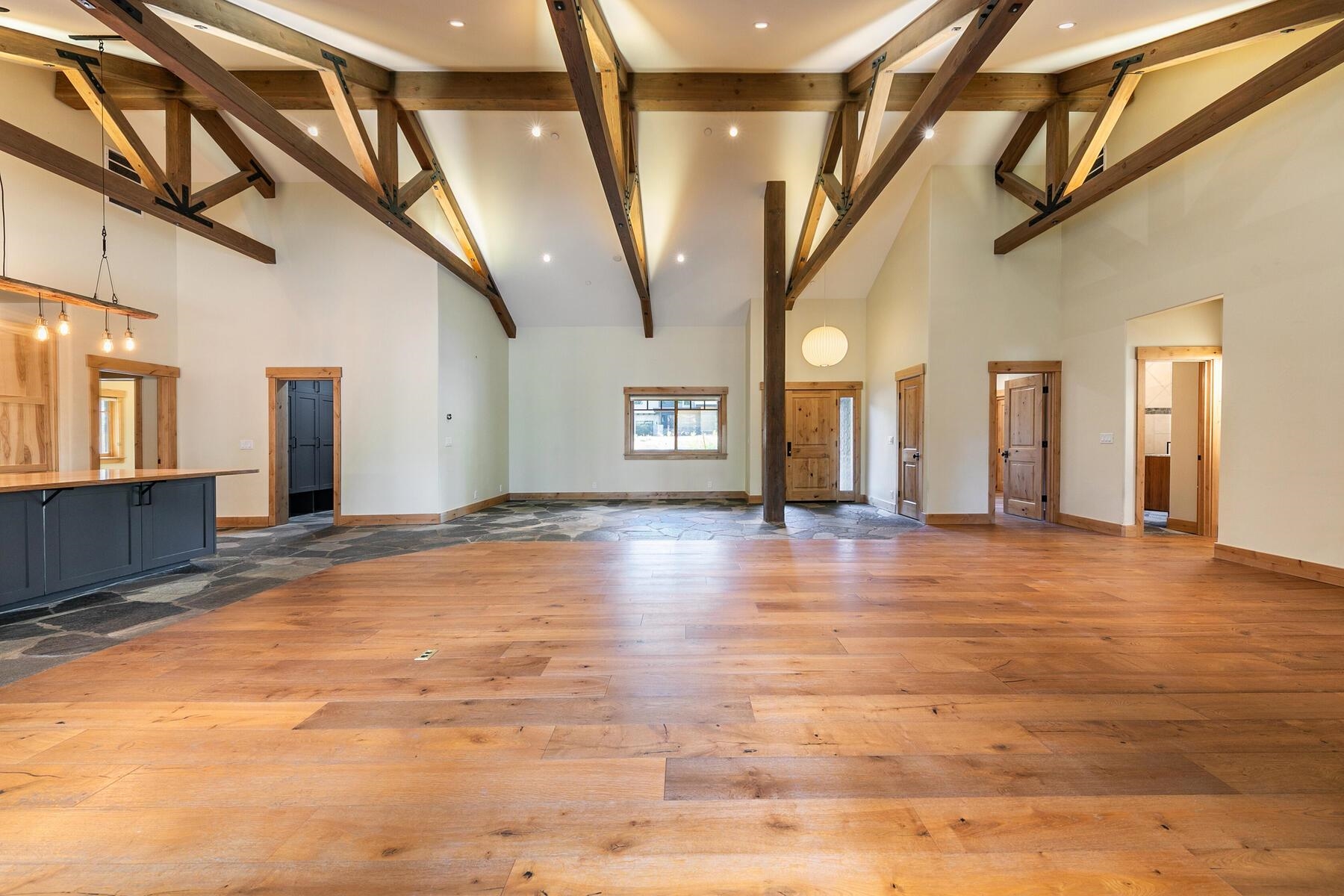 11093 Comstock Drive