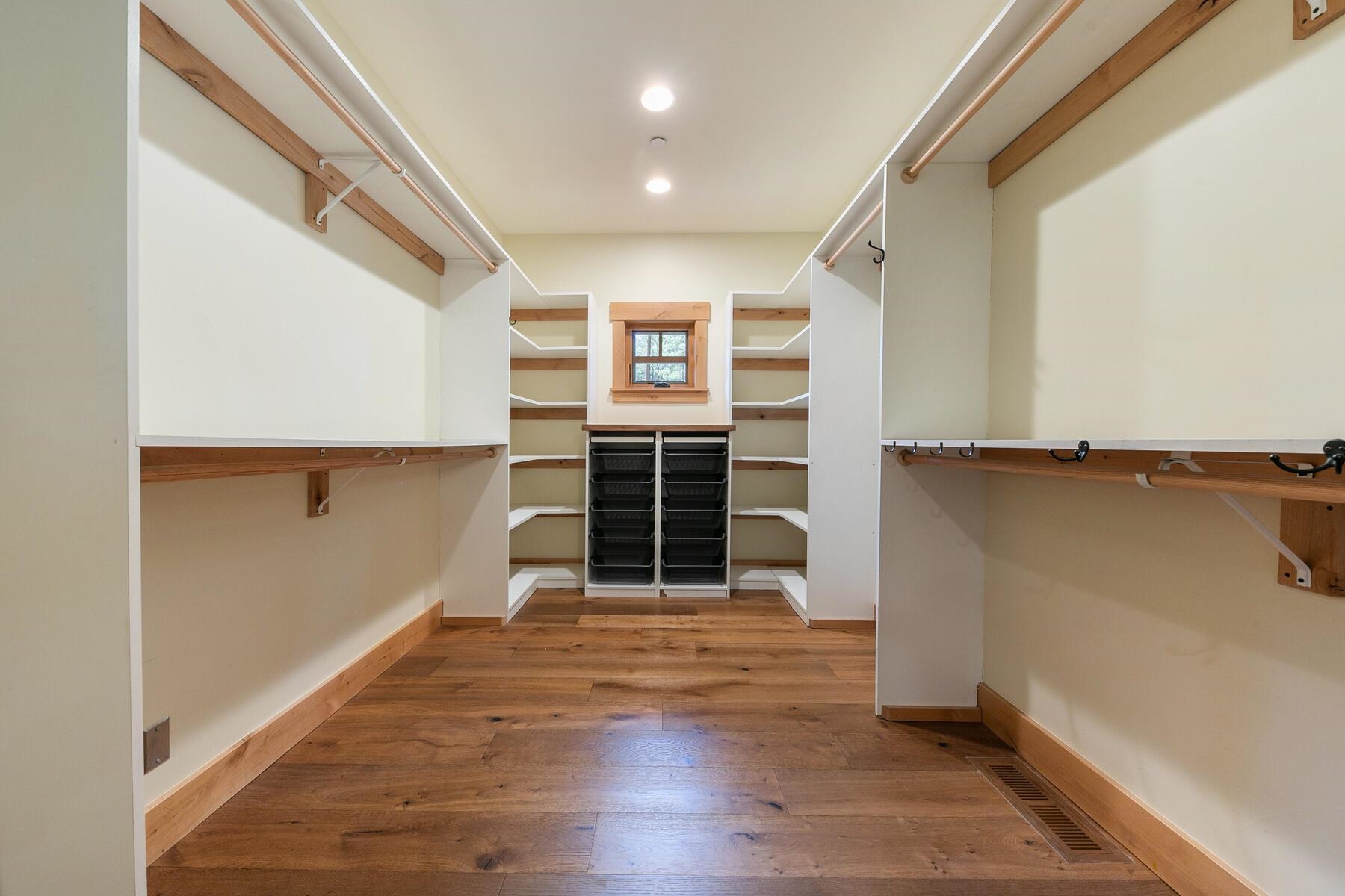 11093 Comstock Drive