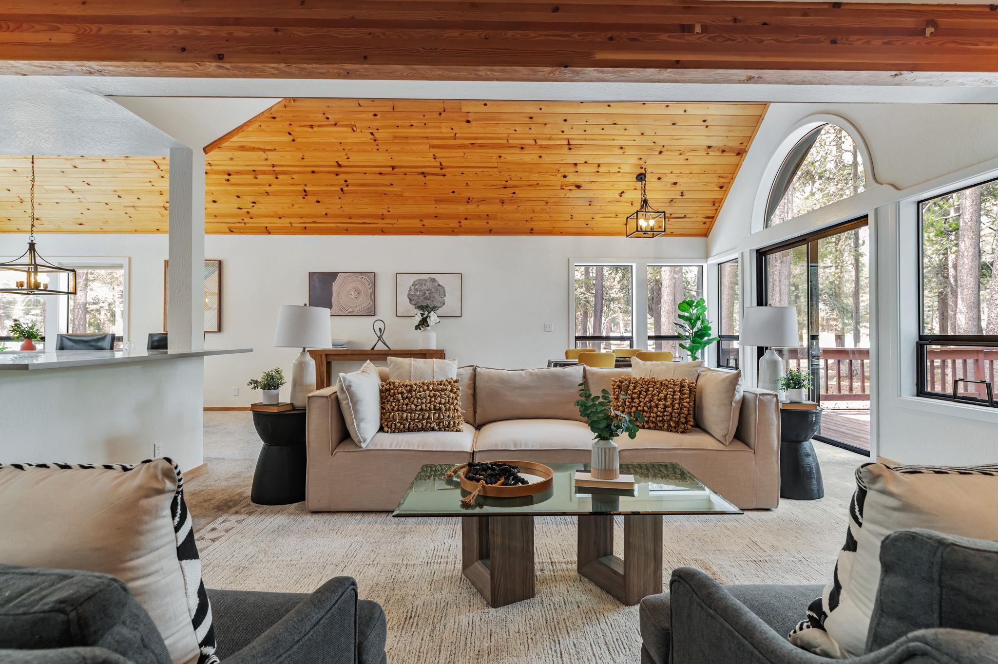 12852 Skiview Loop