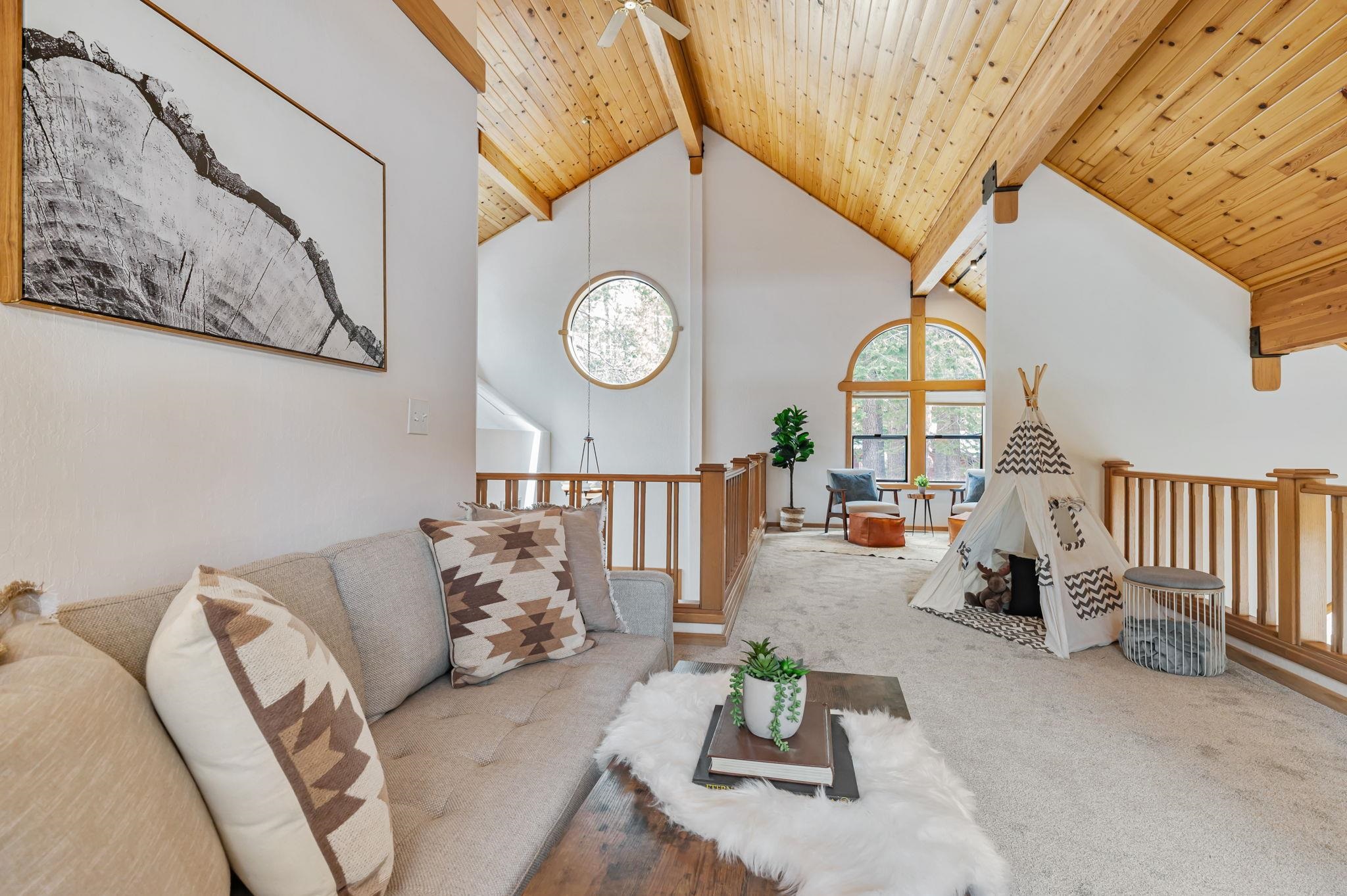 12852 Skiview Loop