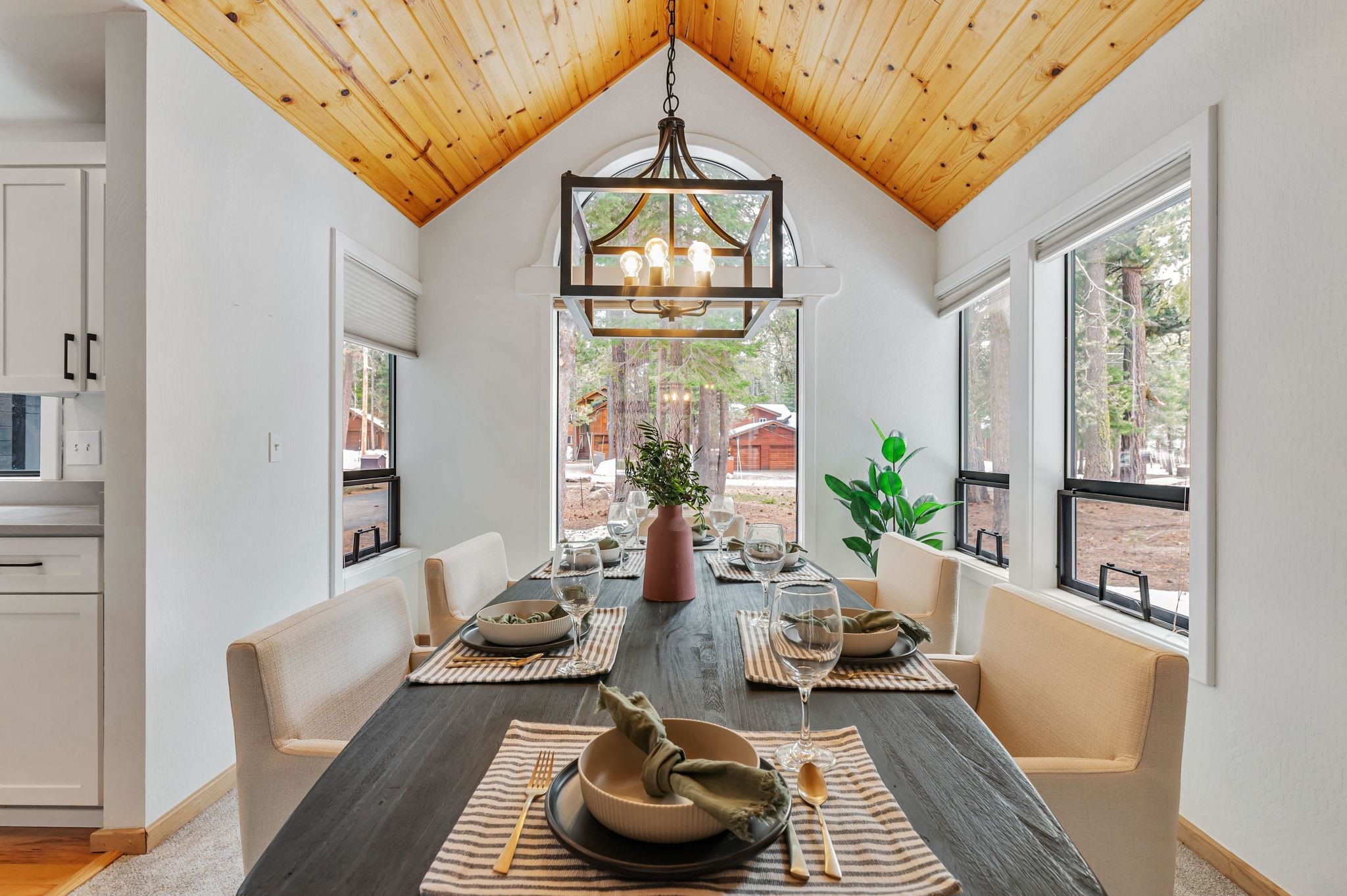 12852 Skiview Loop