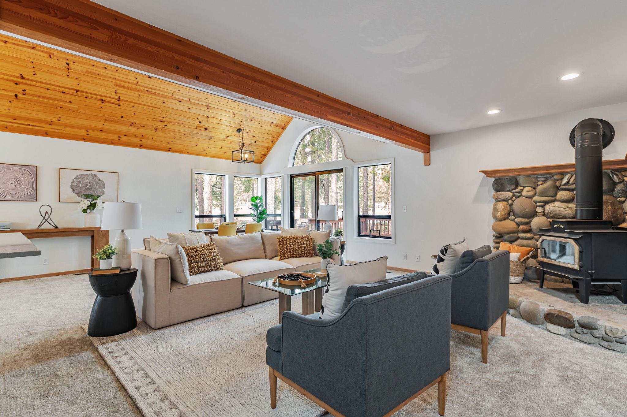12852 Skiview Loop