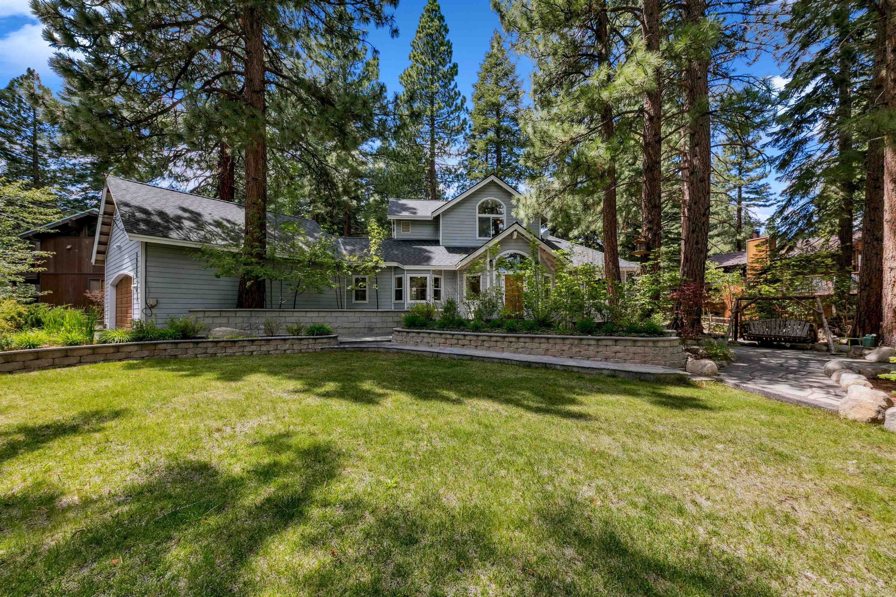 10454 Royal Crest Drive