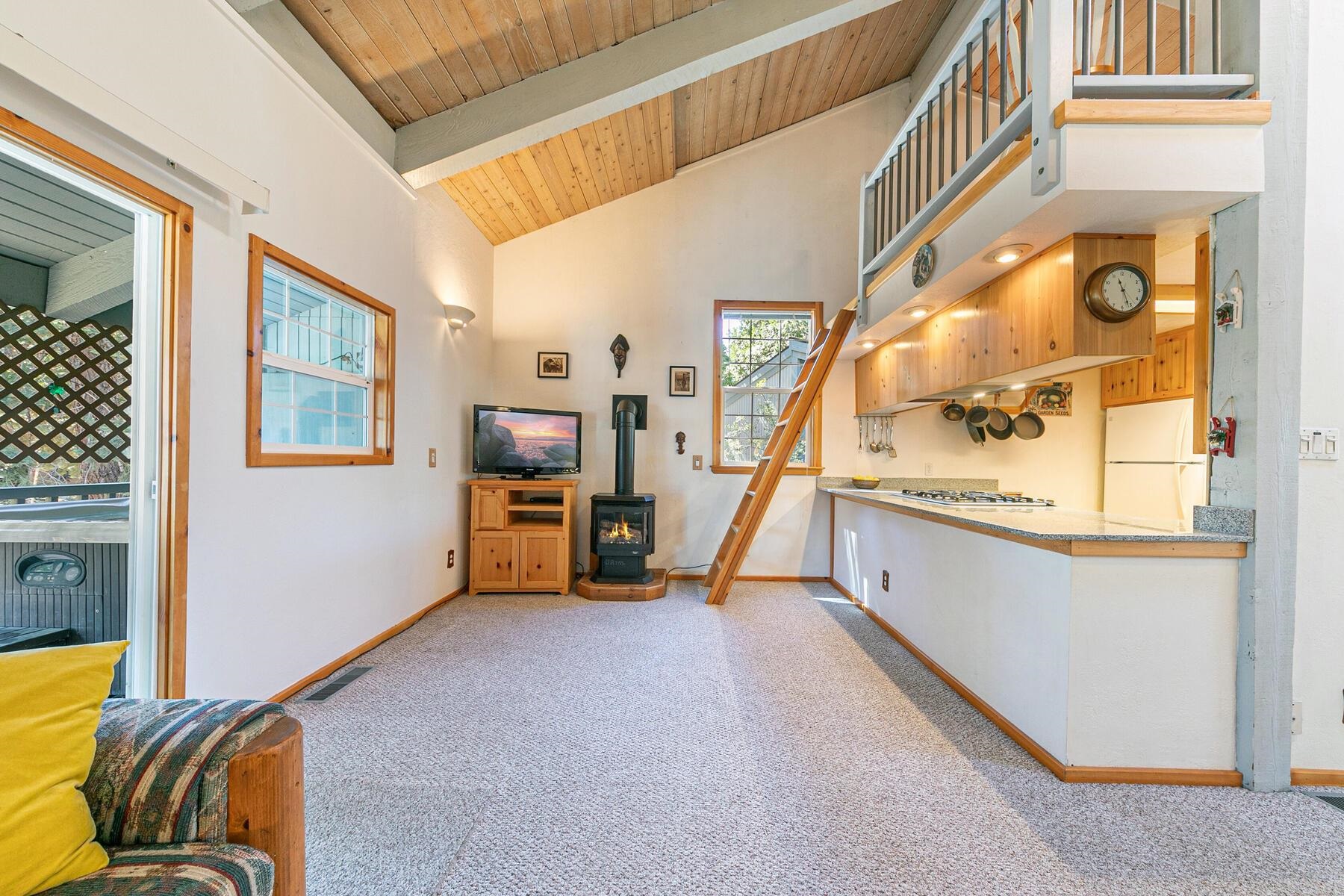 3200 North Lake Boulevard Unit: 12