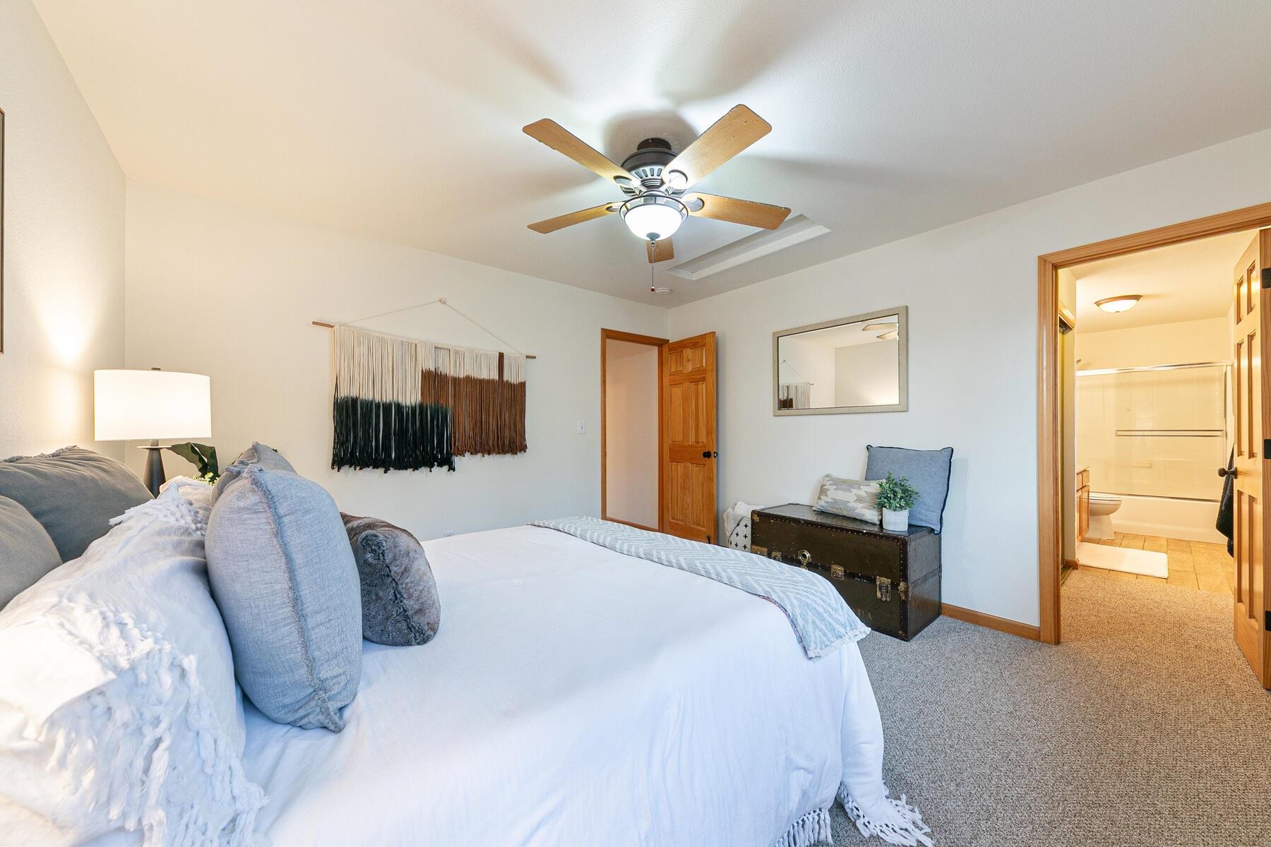 12473 Northwoods Boulevard Unit: 2