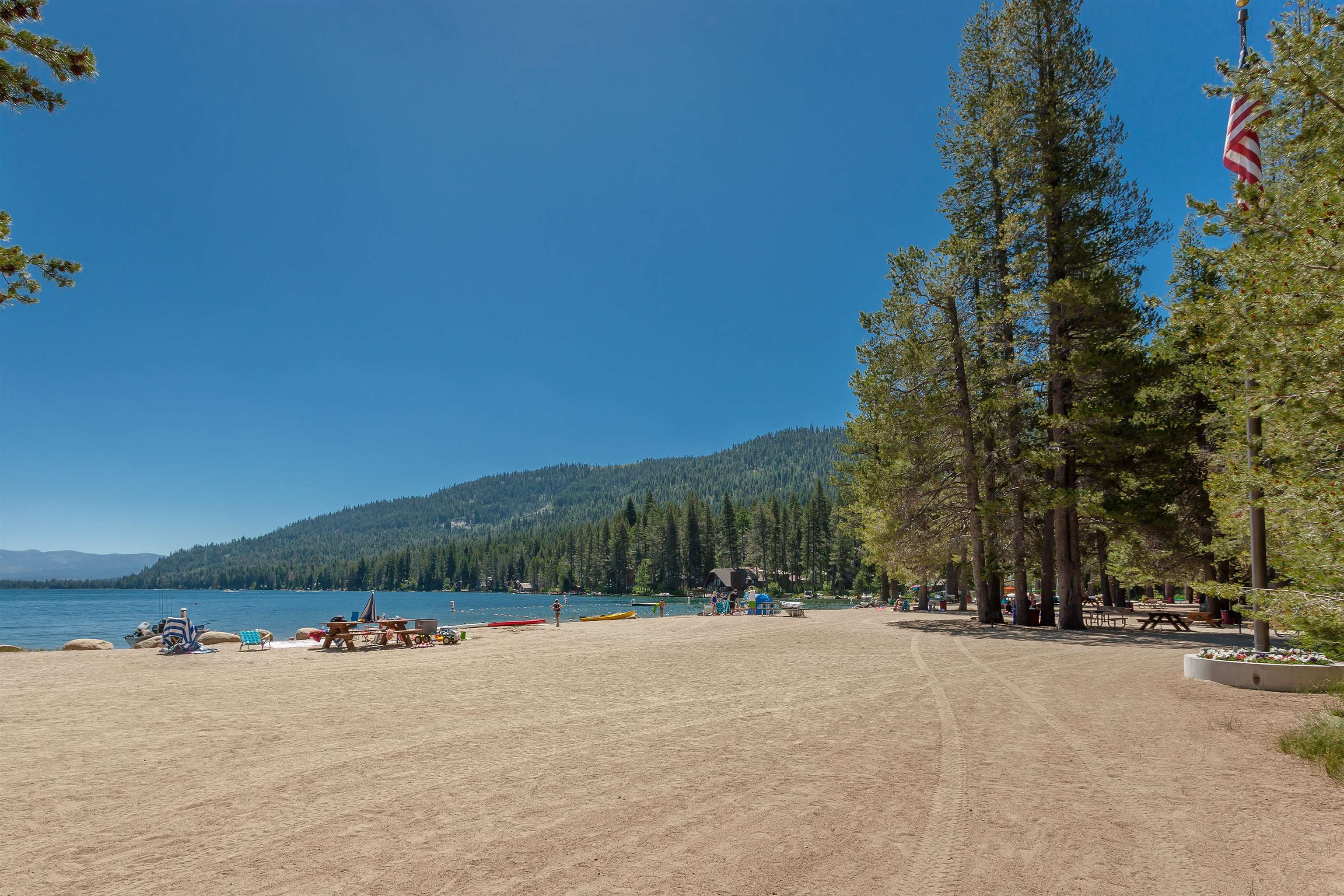 15609 Cottonwood Drive