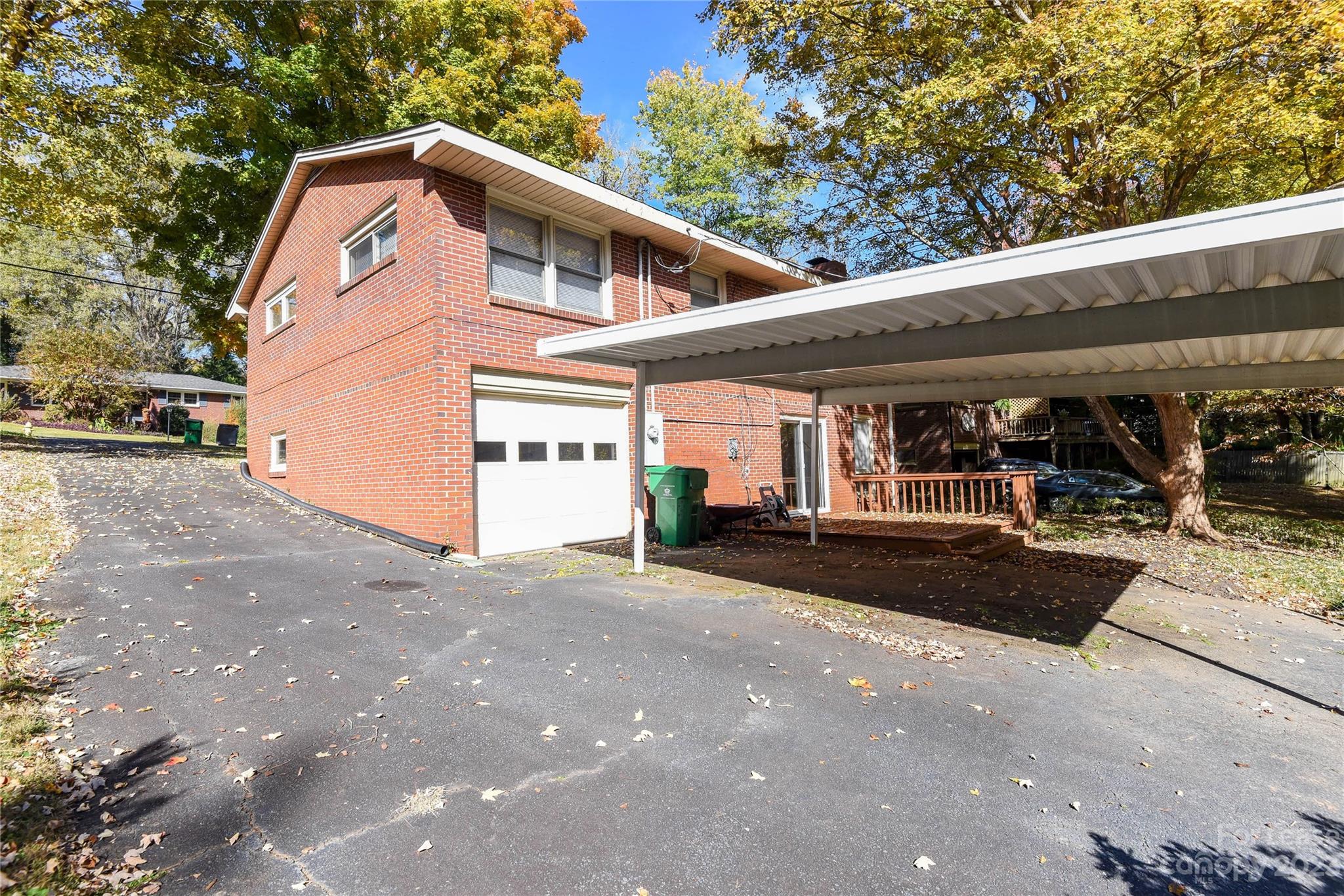 3451 Windsor Drive