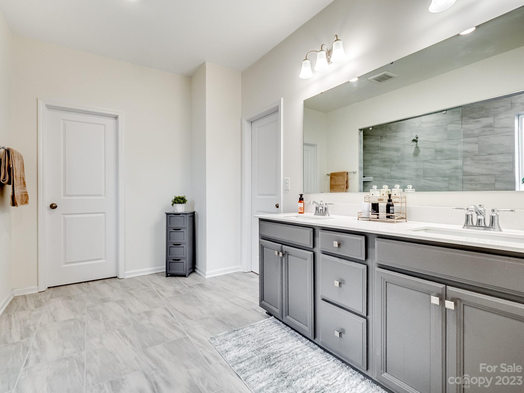 4135 Poplin Grove Drive