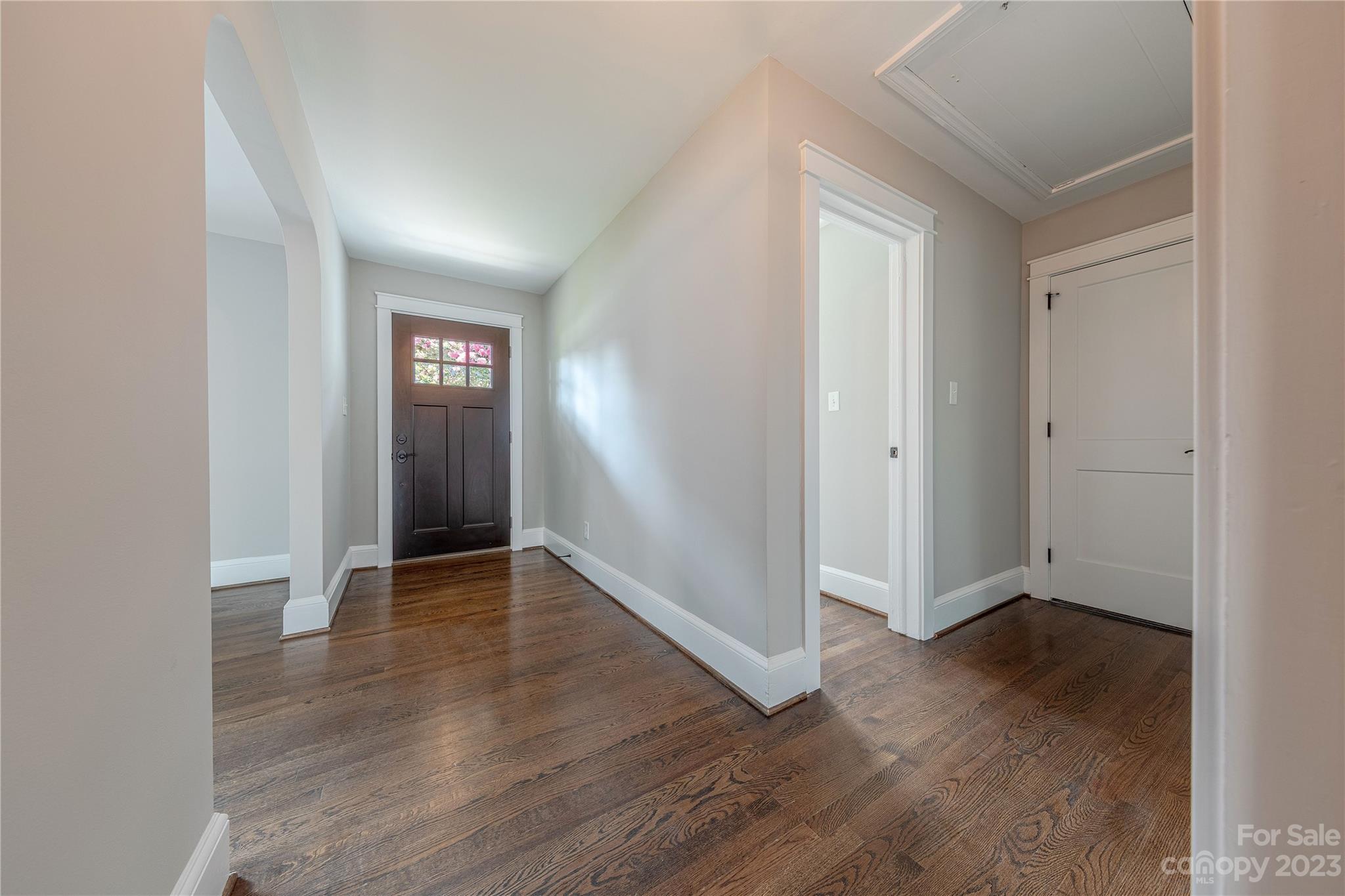 3908 Selwyn Avenue