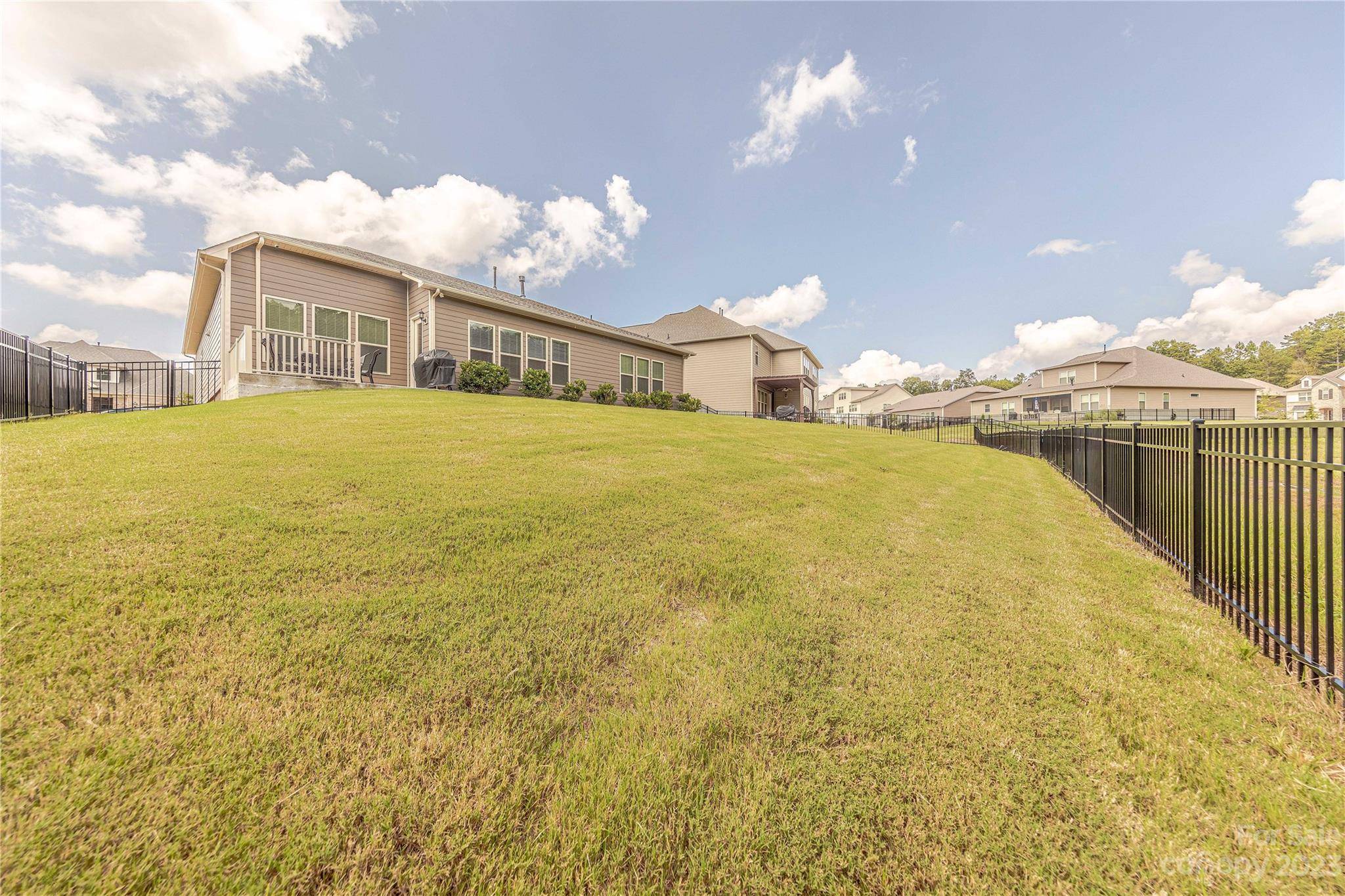 1156 Castle Road