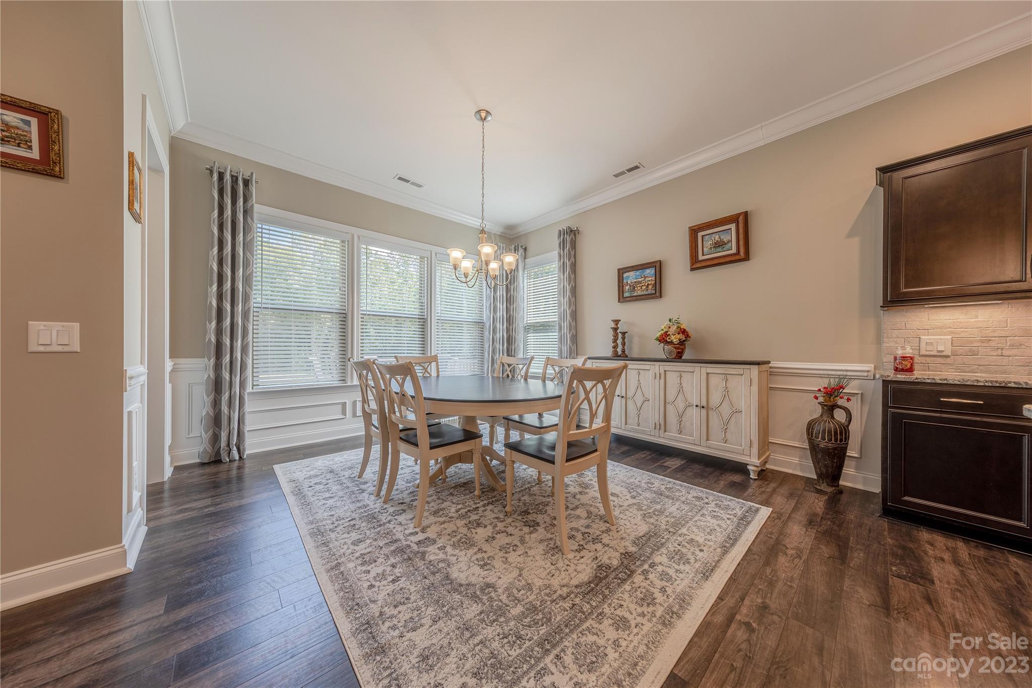 1156 Castle Road