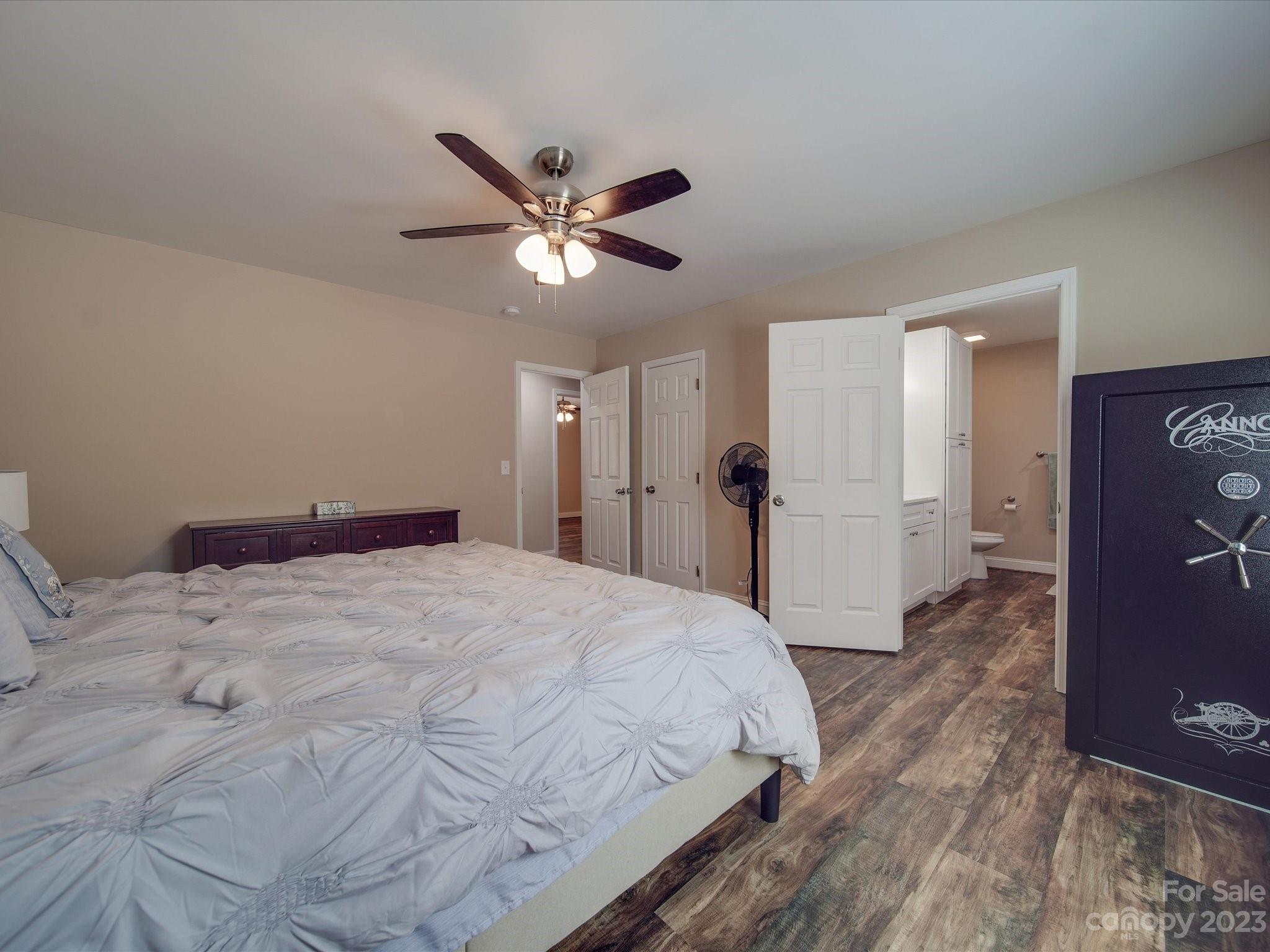 5554 Hillsdale Drive