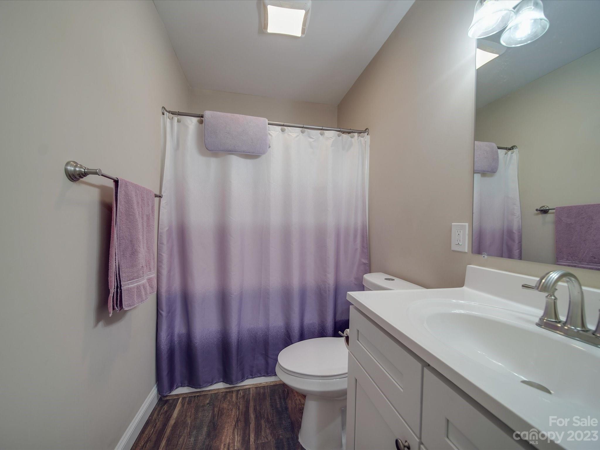 5554 Hillsdale Drive