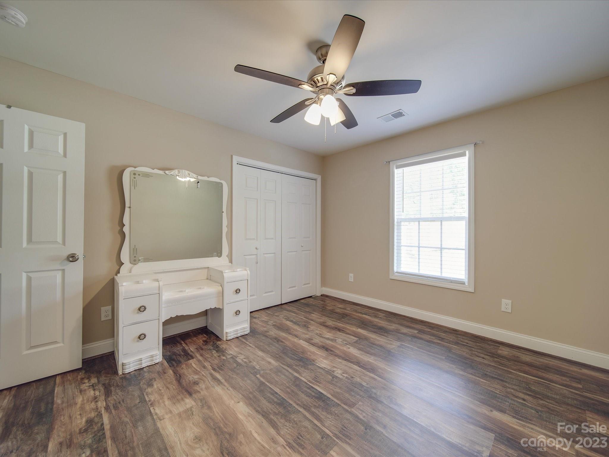 5554 Hillsdale Drive