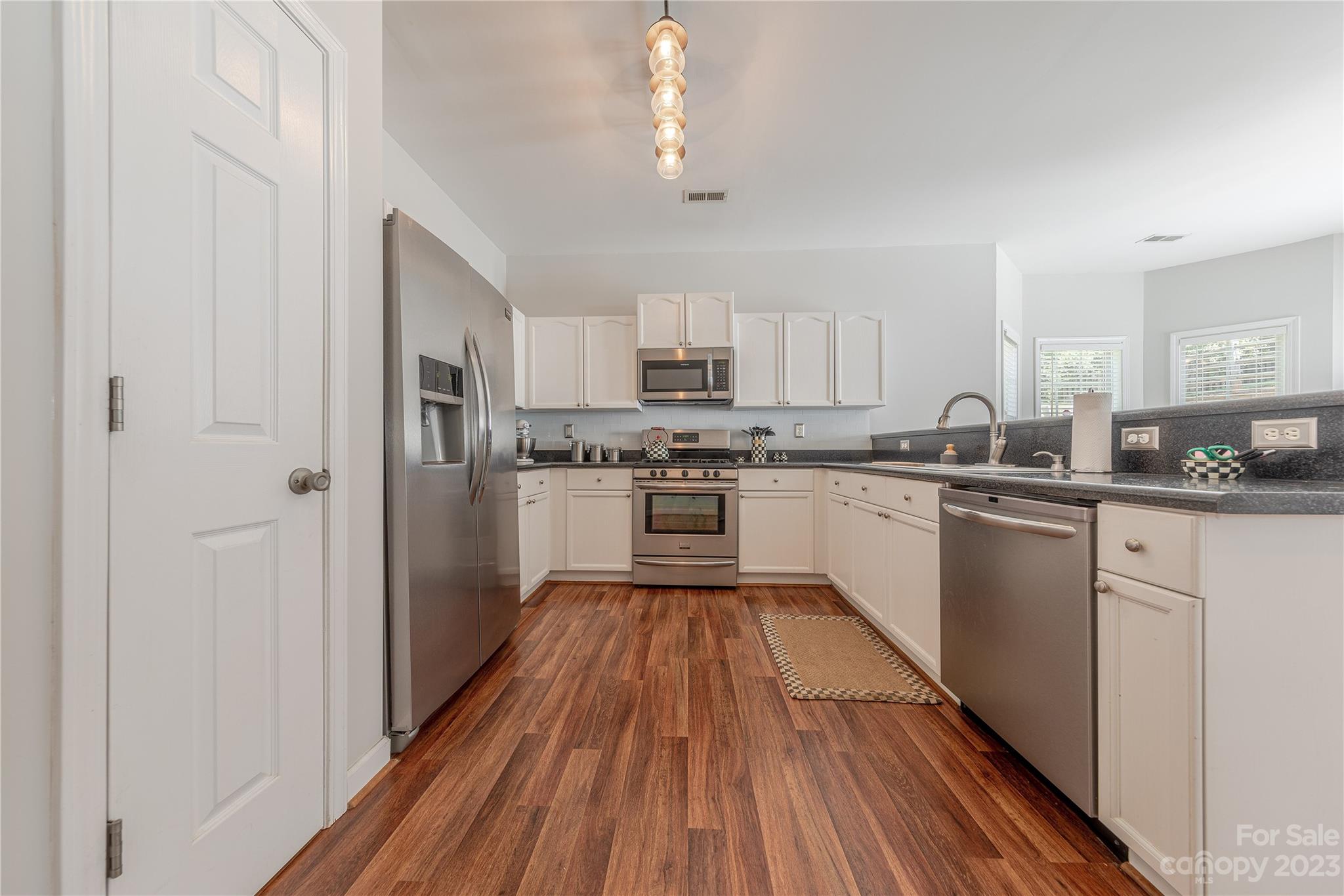 5524 Franklin Springs Circle