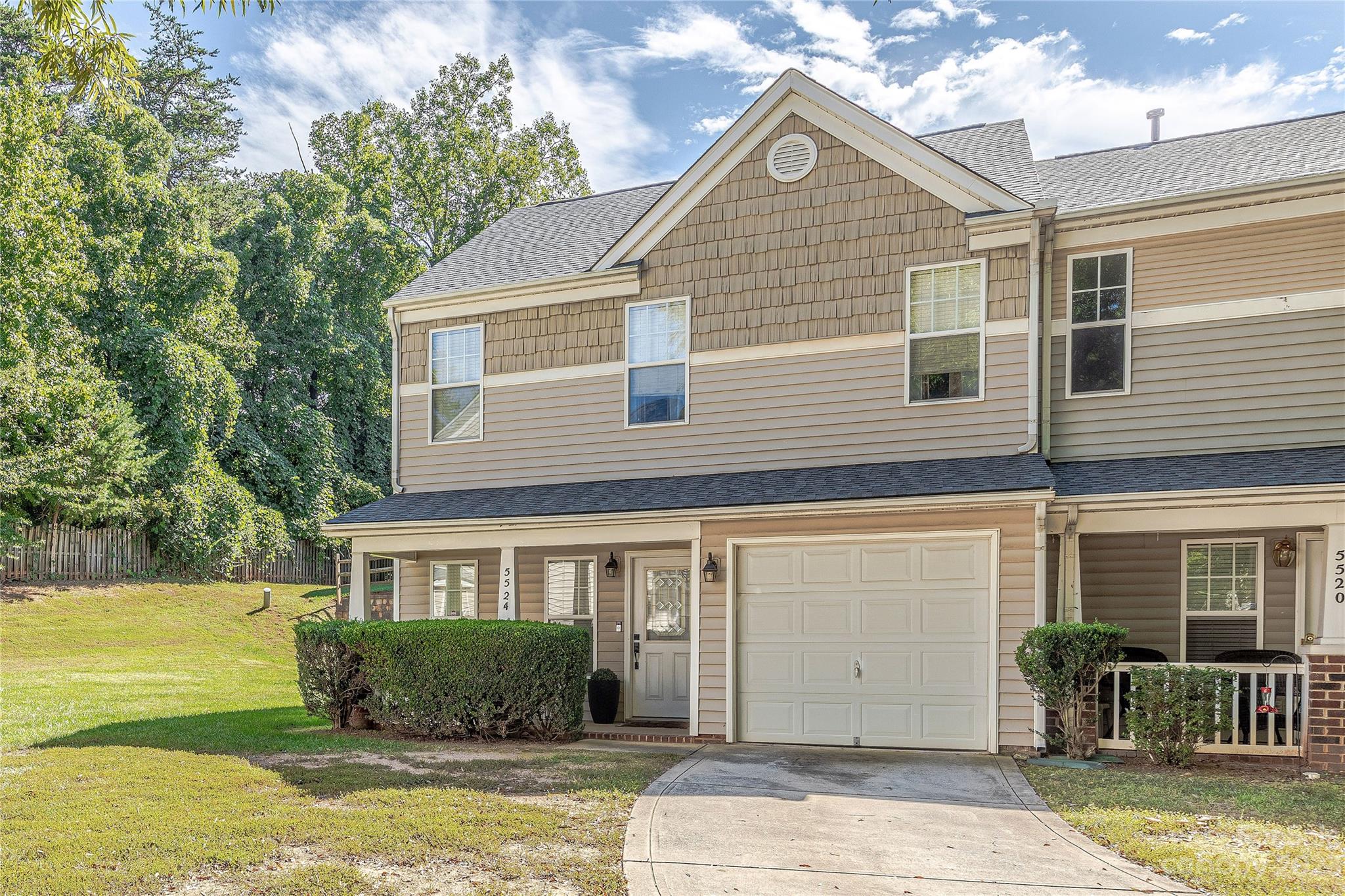 5524 Franklin Springs Circle