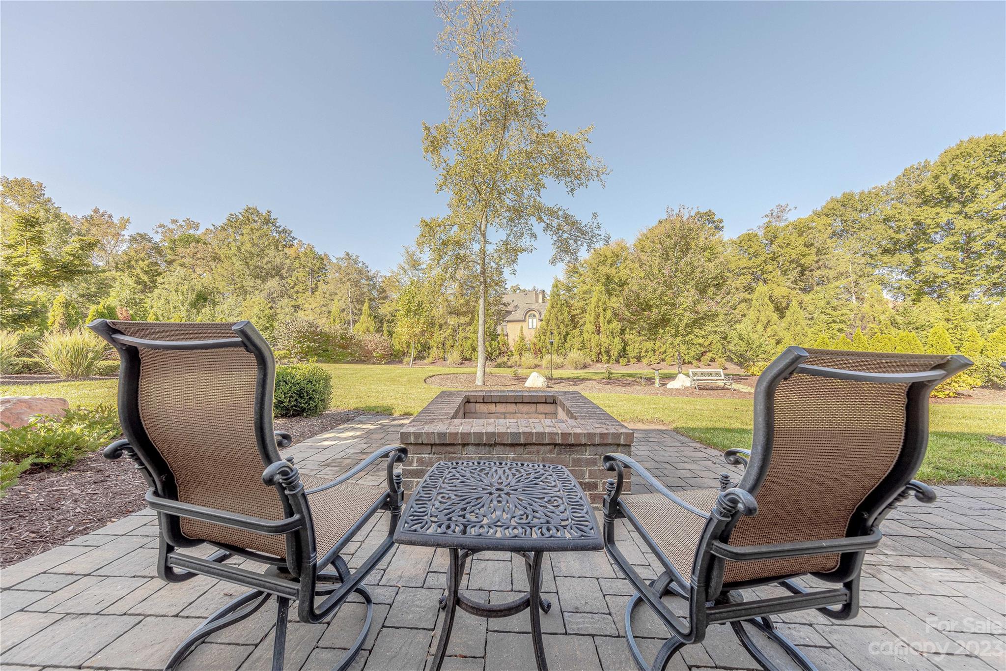1110 Ladera Drive