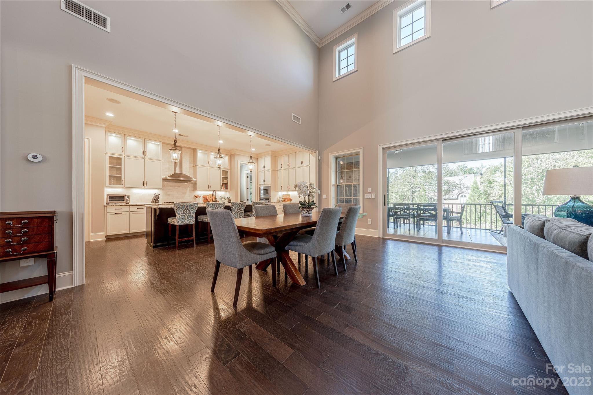 1110 Ladera Drive