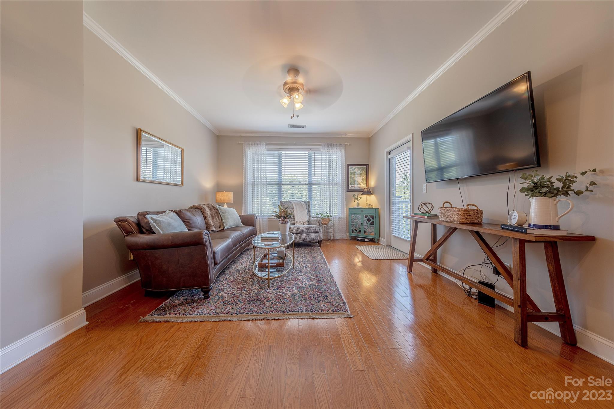 1000 E Woodlawn Road Unit: 410