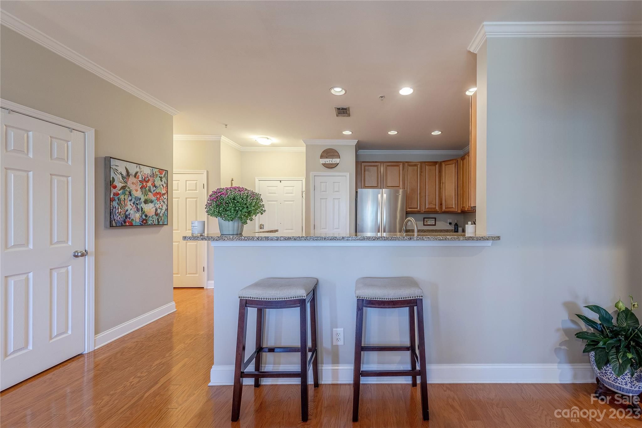 1000 E Woodlawn Road Unit: 410