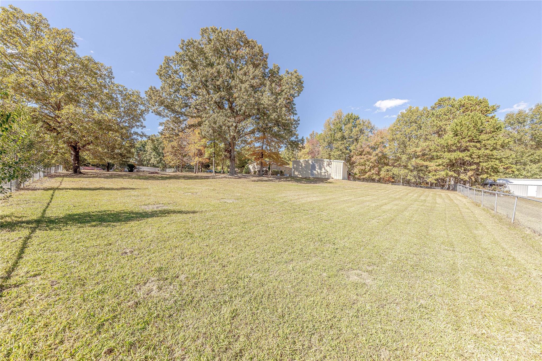 962 Community Lane