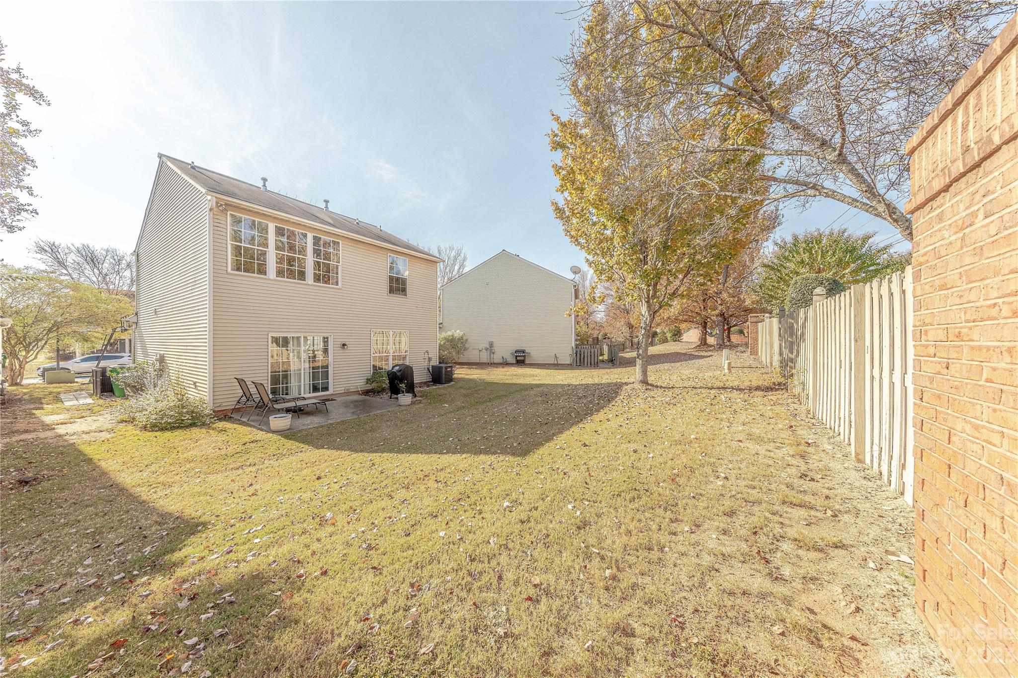 3417 Laurenhurst Lane