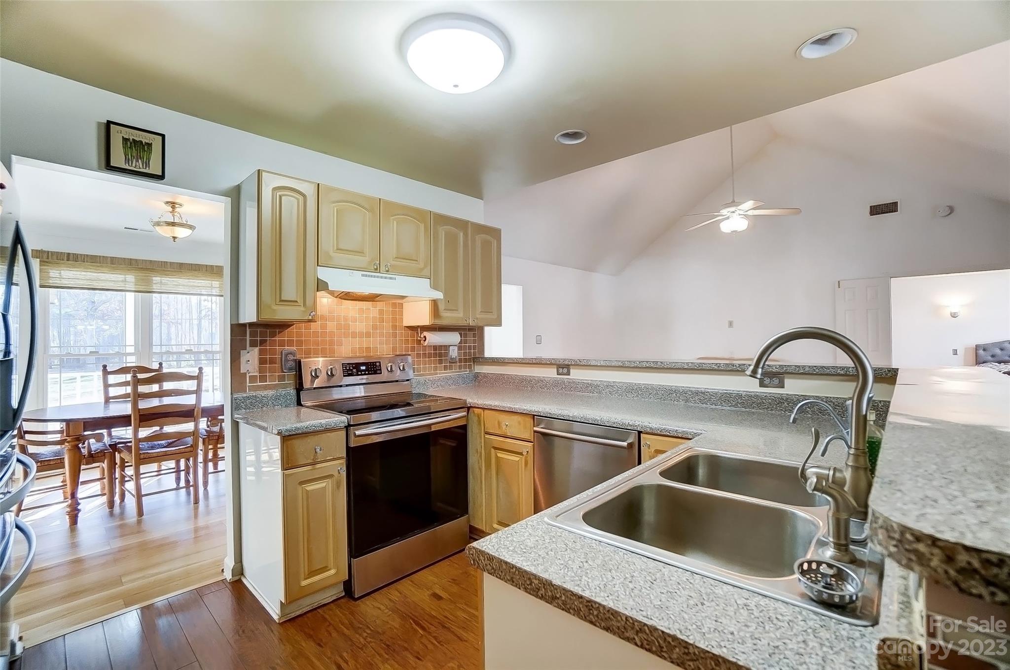 3027 Paraham Road S Unit: 18