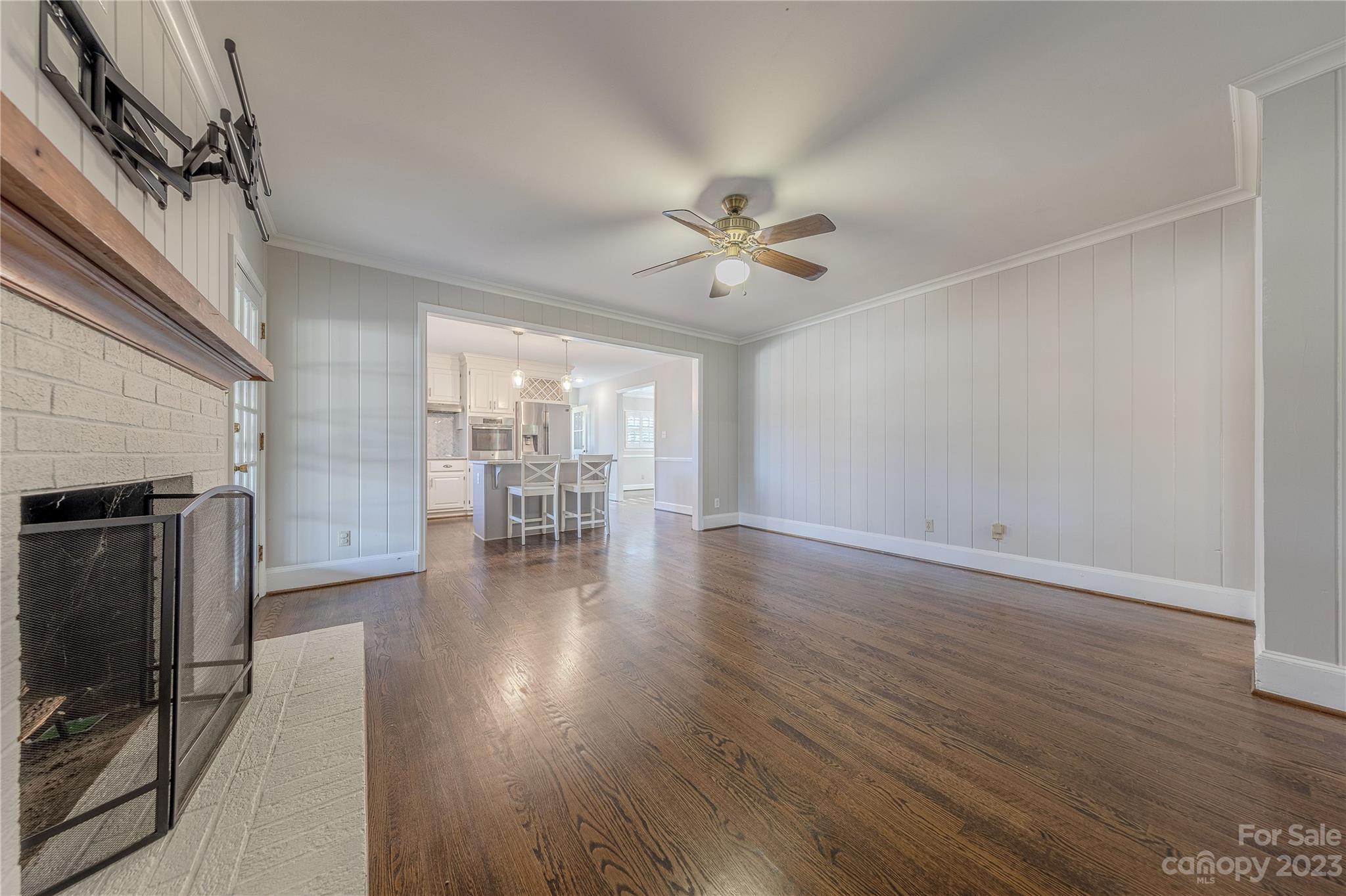 6914 Yorktowne Drive