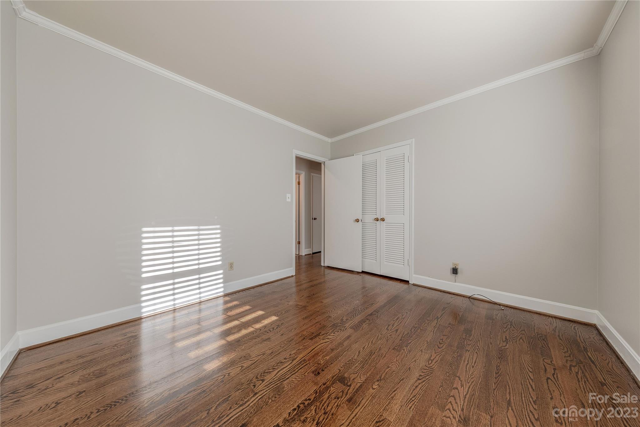6914 Yorktowne Drive