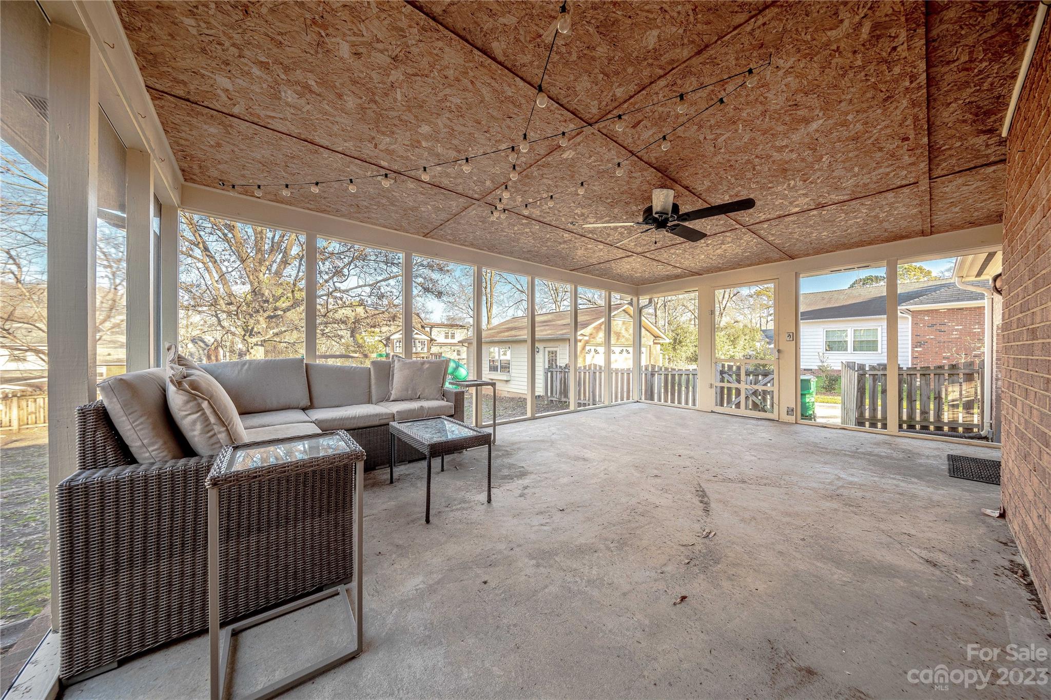6914 Yorktowne Drive