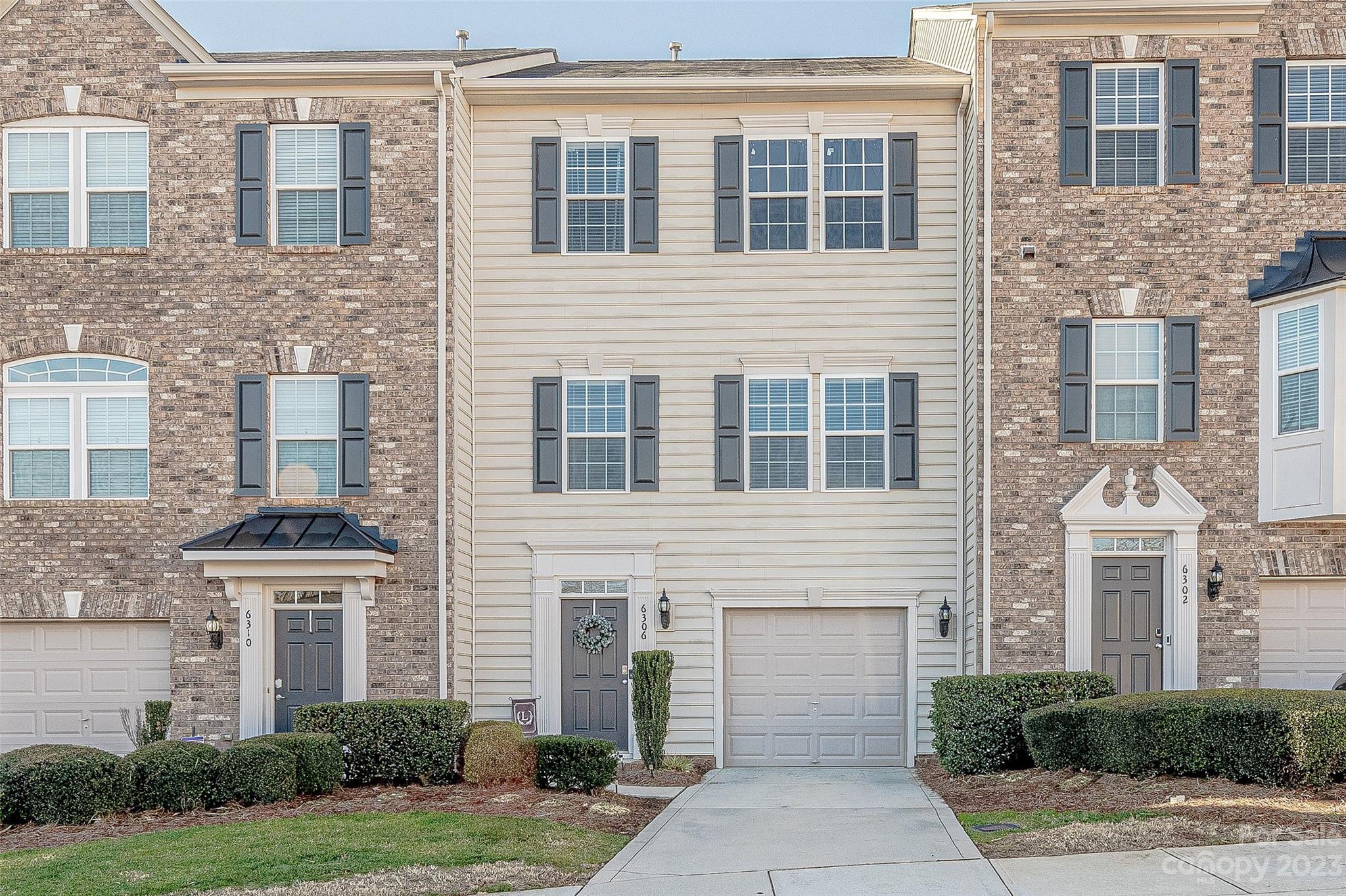 6306 Short Line Court
