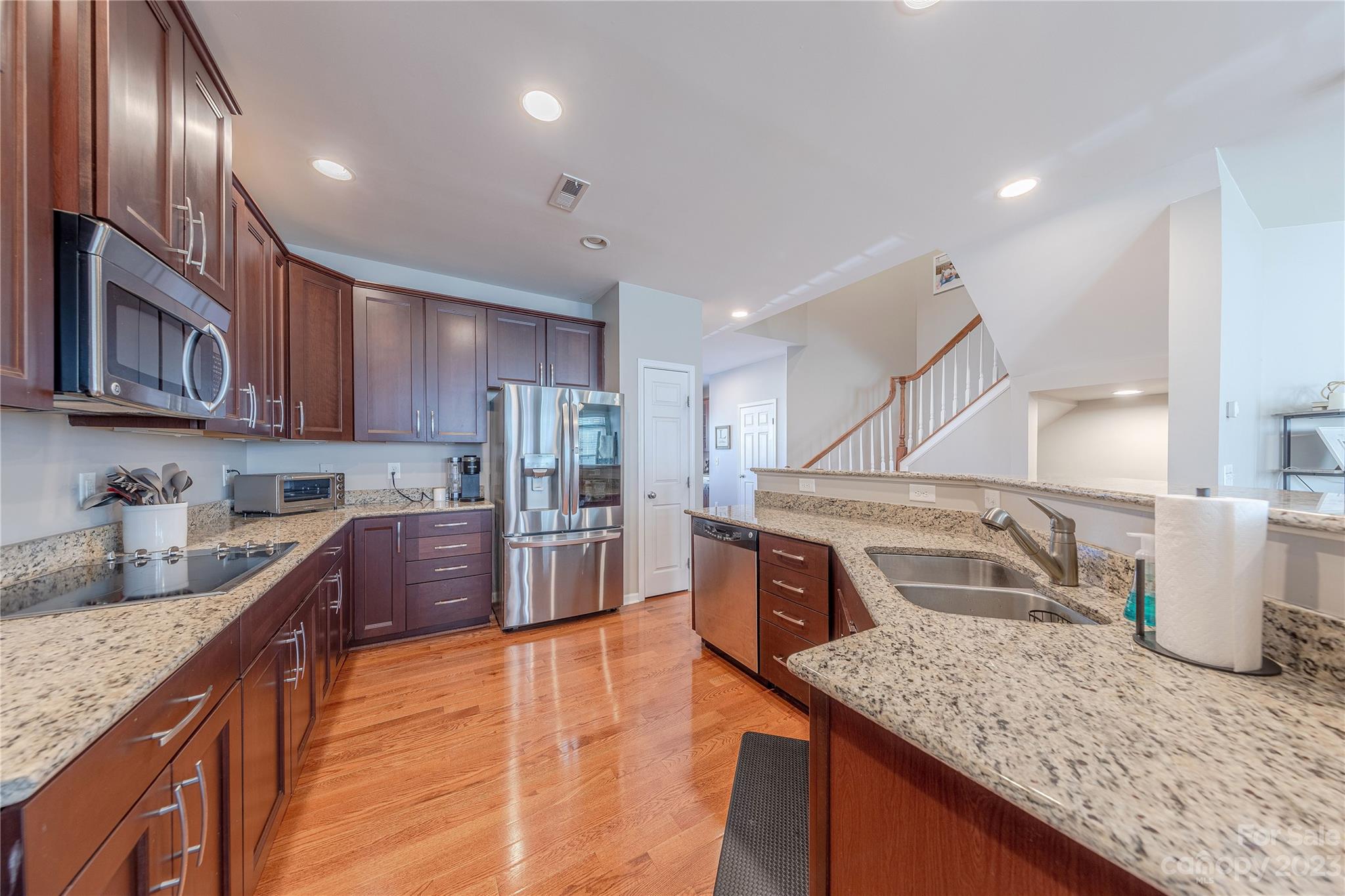 6306 Short Line Court