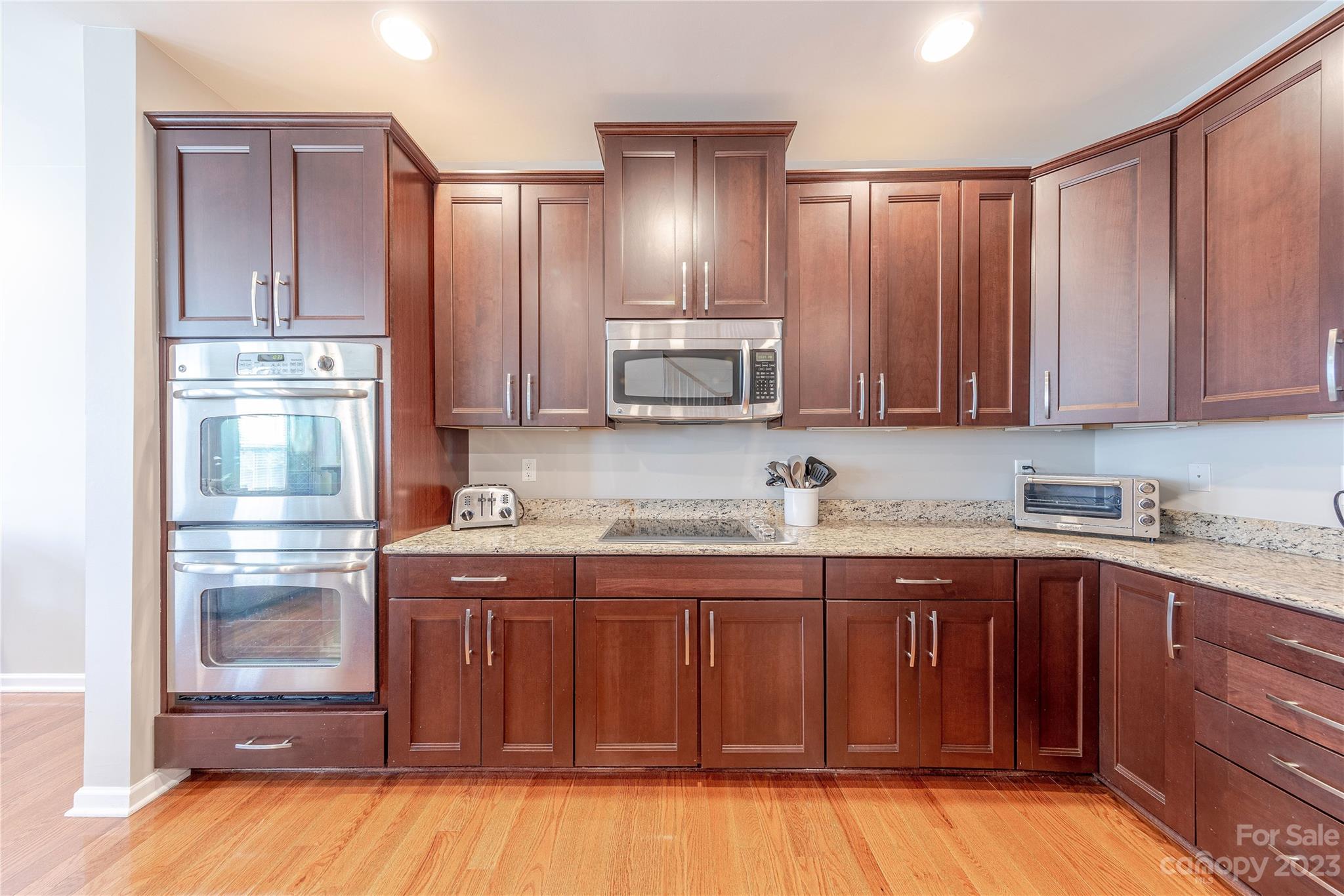 6306 Short Line Court