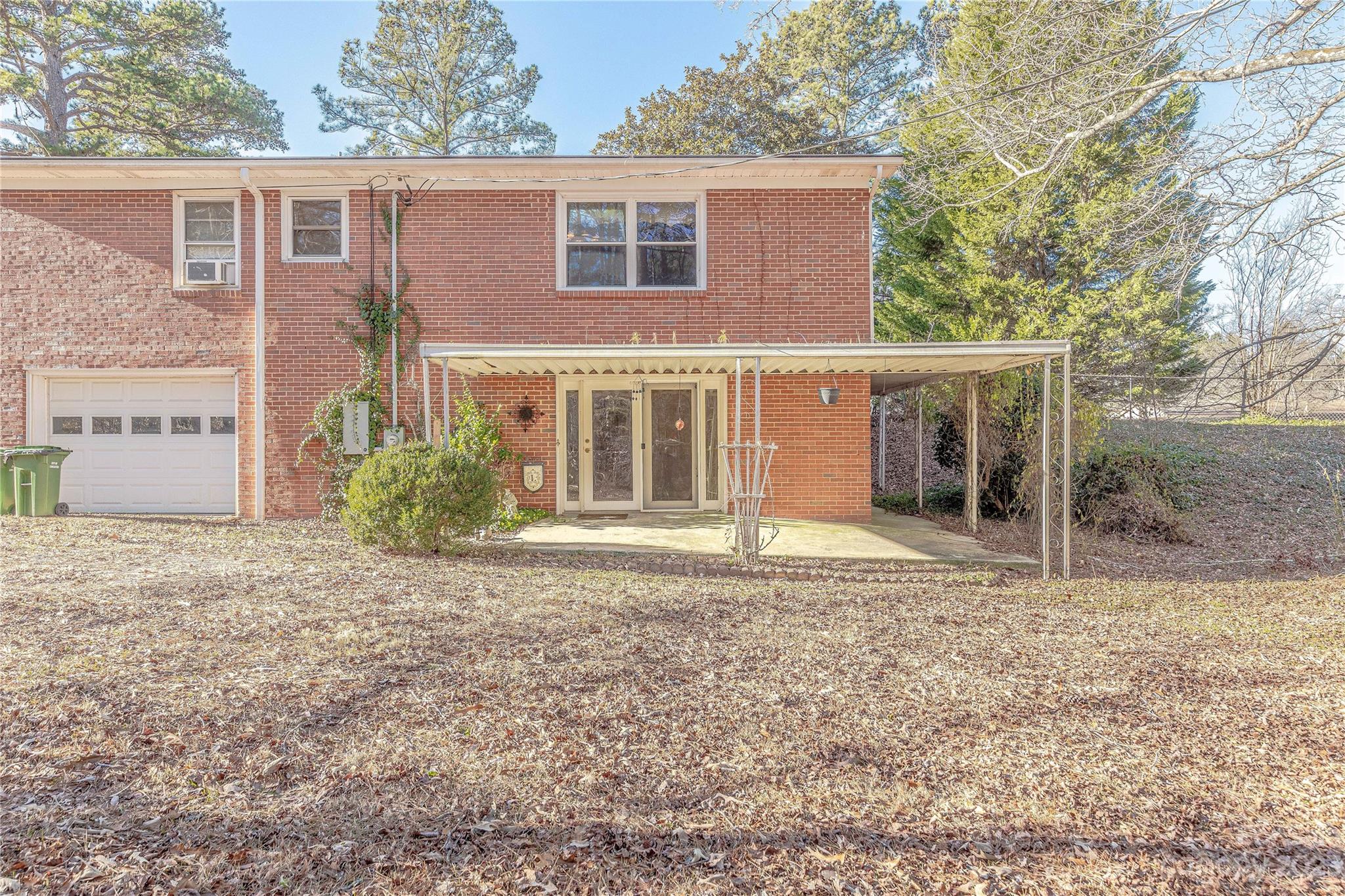 1114 University Drive