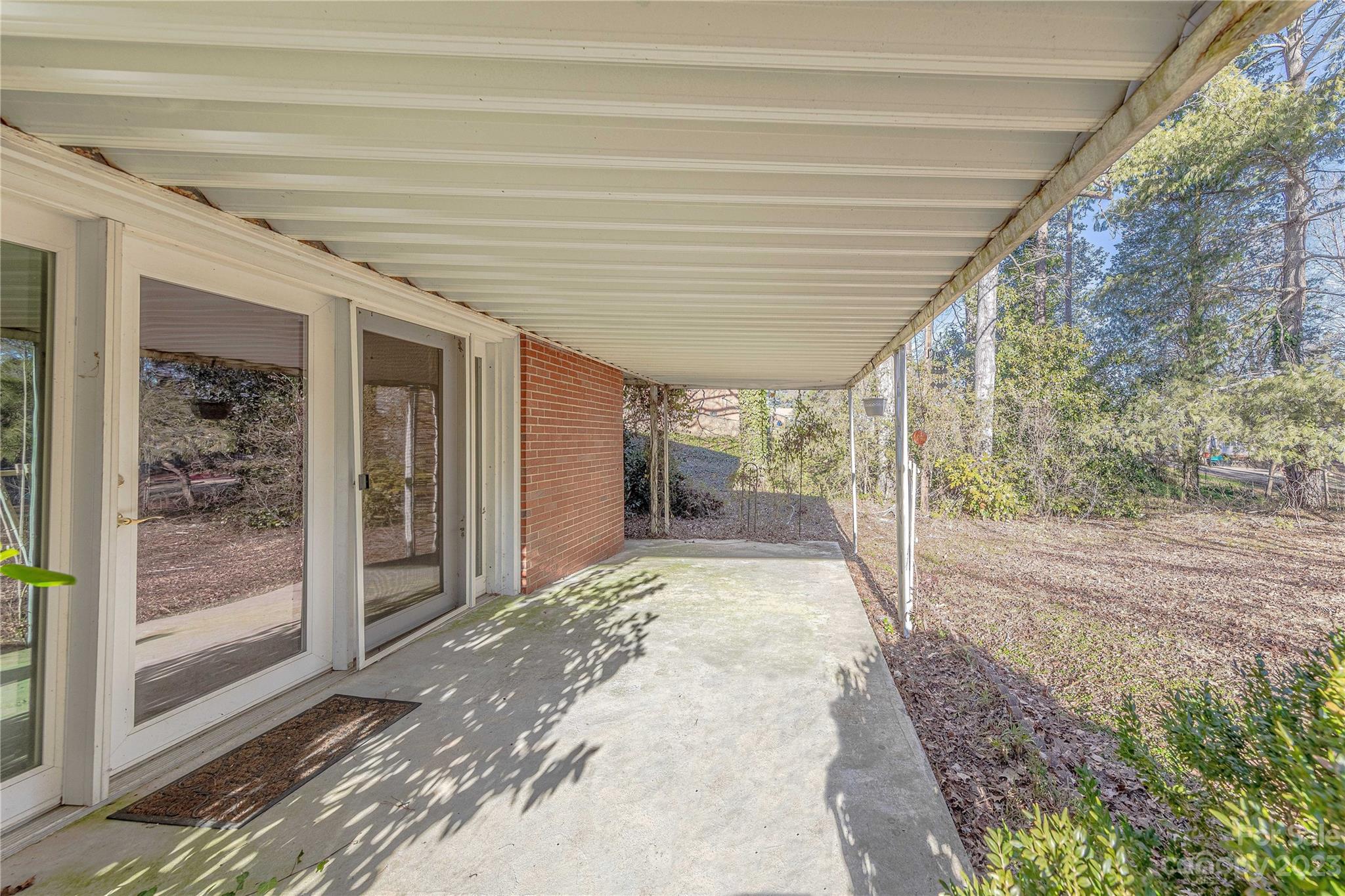 1114 University Drive